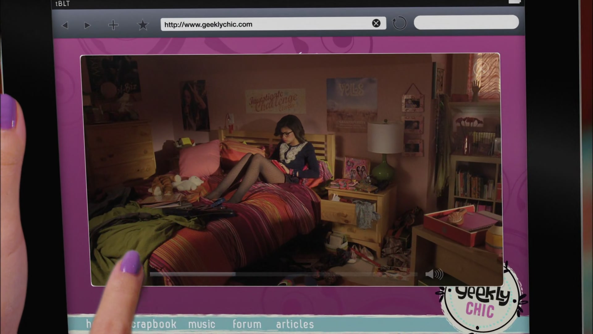 Frenemies_2012_1080p_BTD_003705.jpg