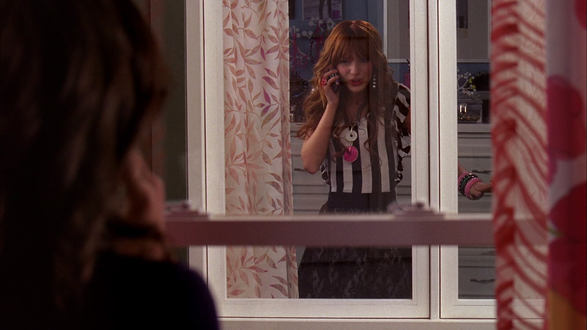 Frenemies_2012_1080p_BTD_003849.jpg