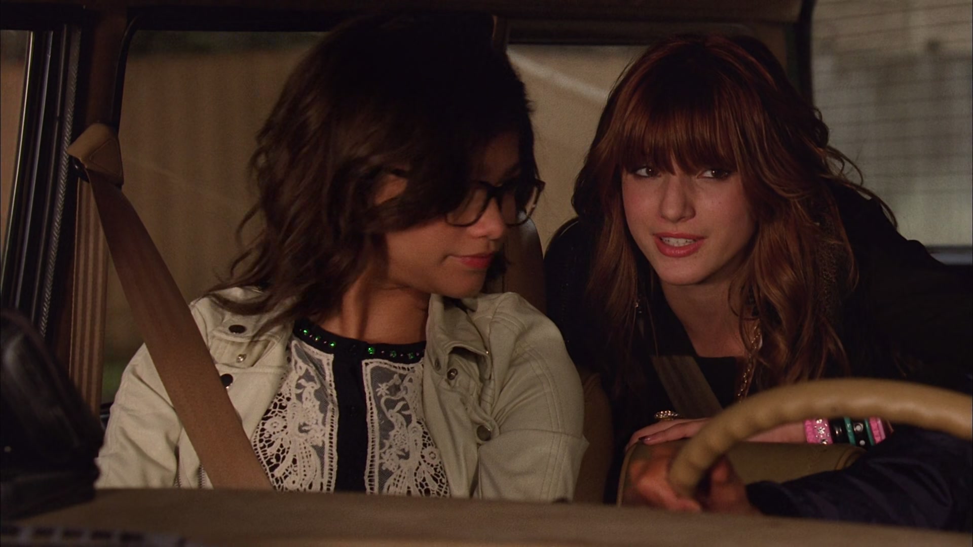 Frenemies_2012_1080p_BTD_004020.jpg Frenemies_2012_1080p_BTD_004020.jpg
