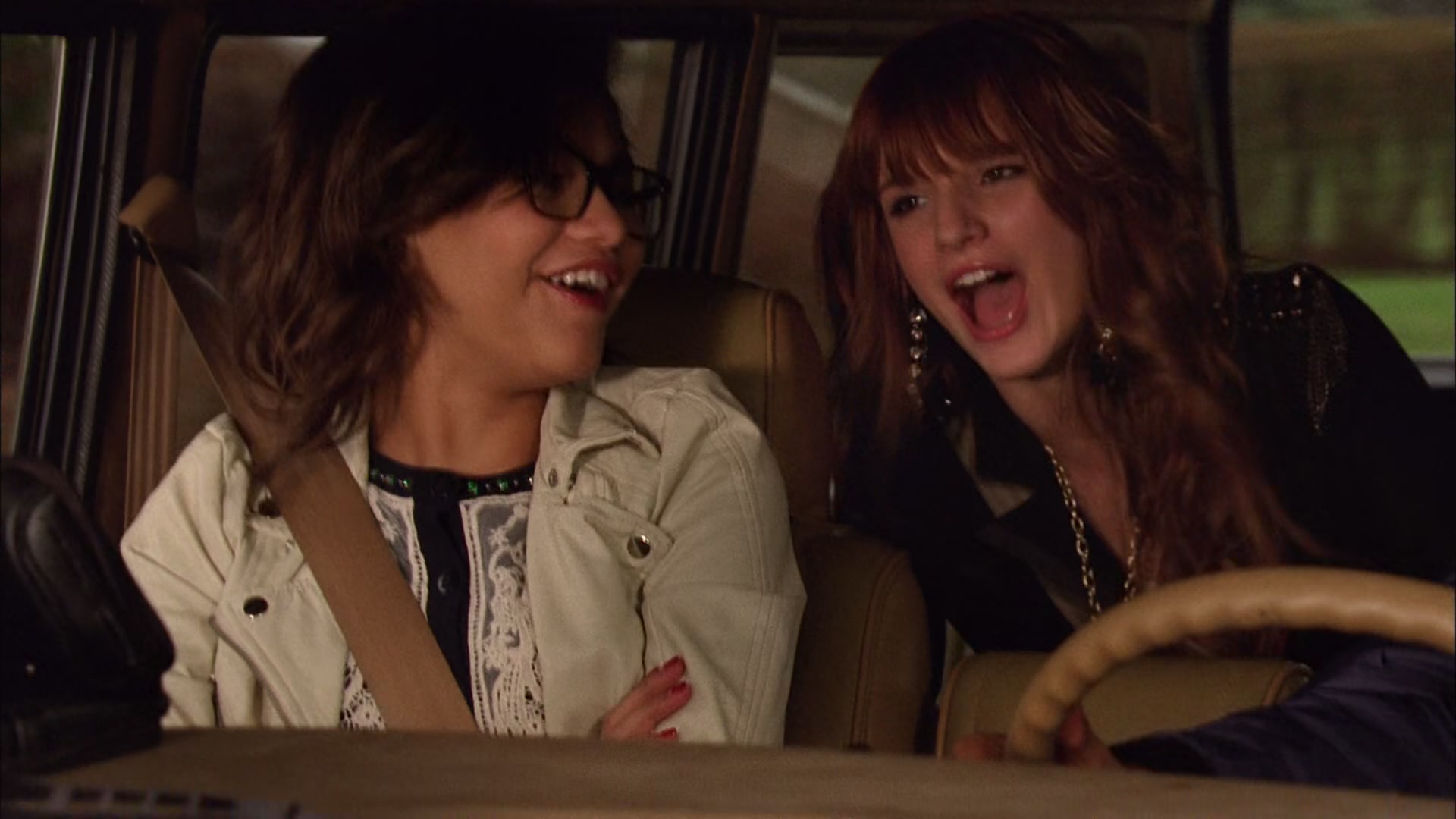 Frenemies_2012_1080p_BTD_004073.jpg