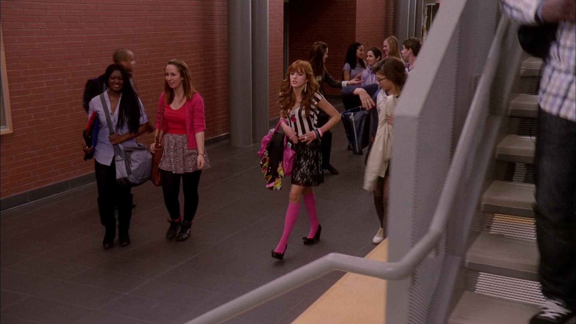 Frenemies_2012_1080p_BTD_004094.jpg
