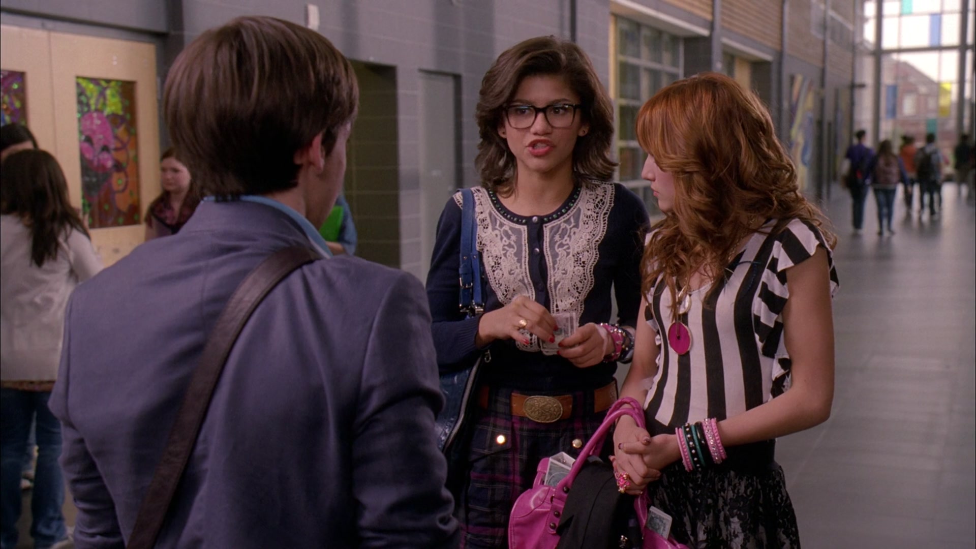 Frenemies_2012_1080p_BTD_004147.jpg