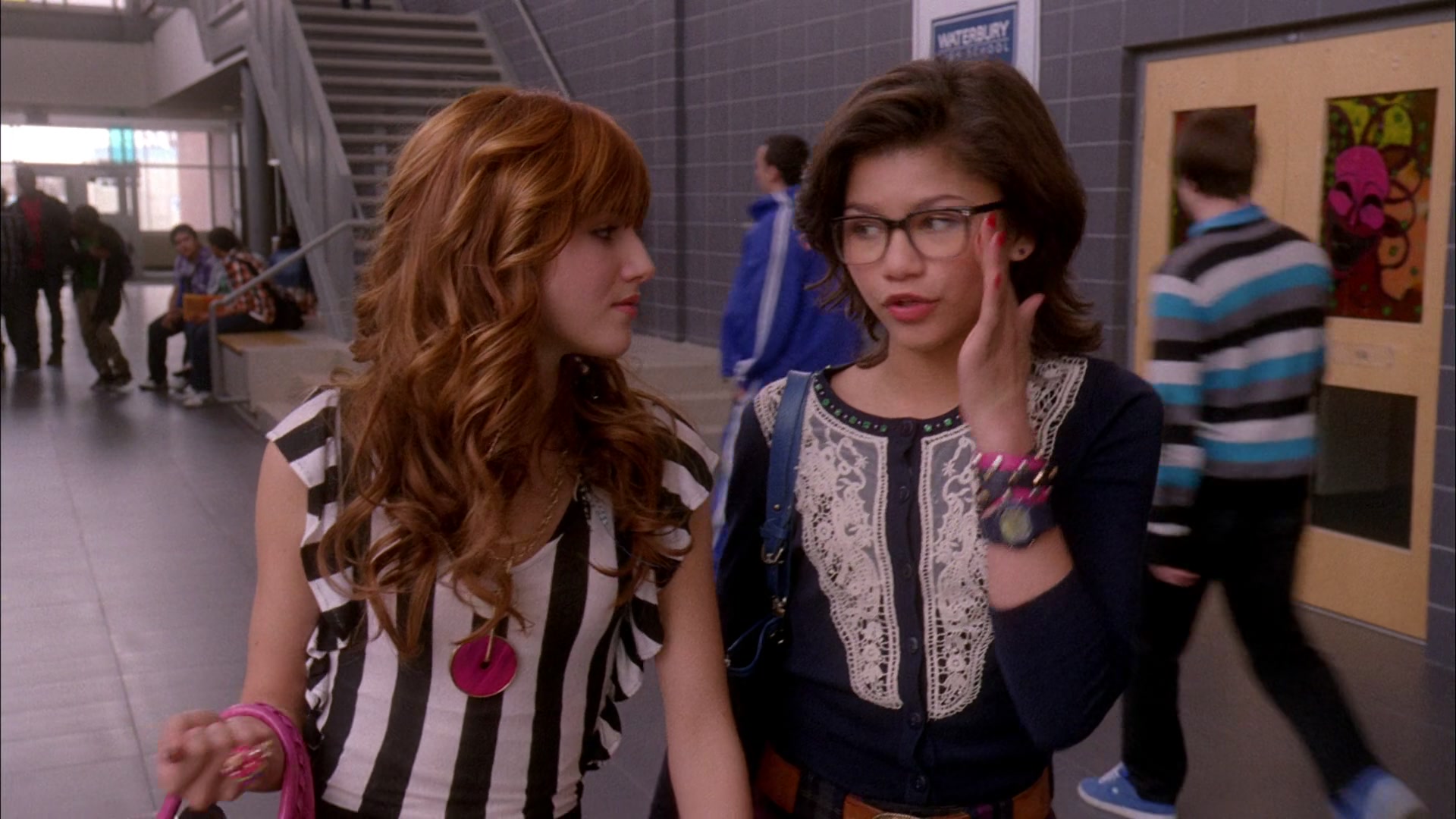 Frenemies_2012_1080p_BTD_004343.jpg