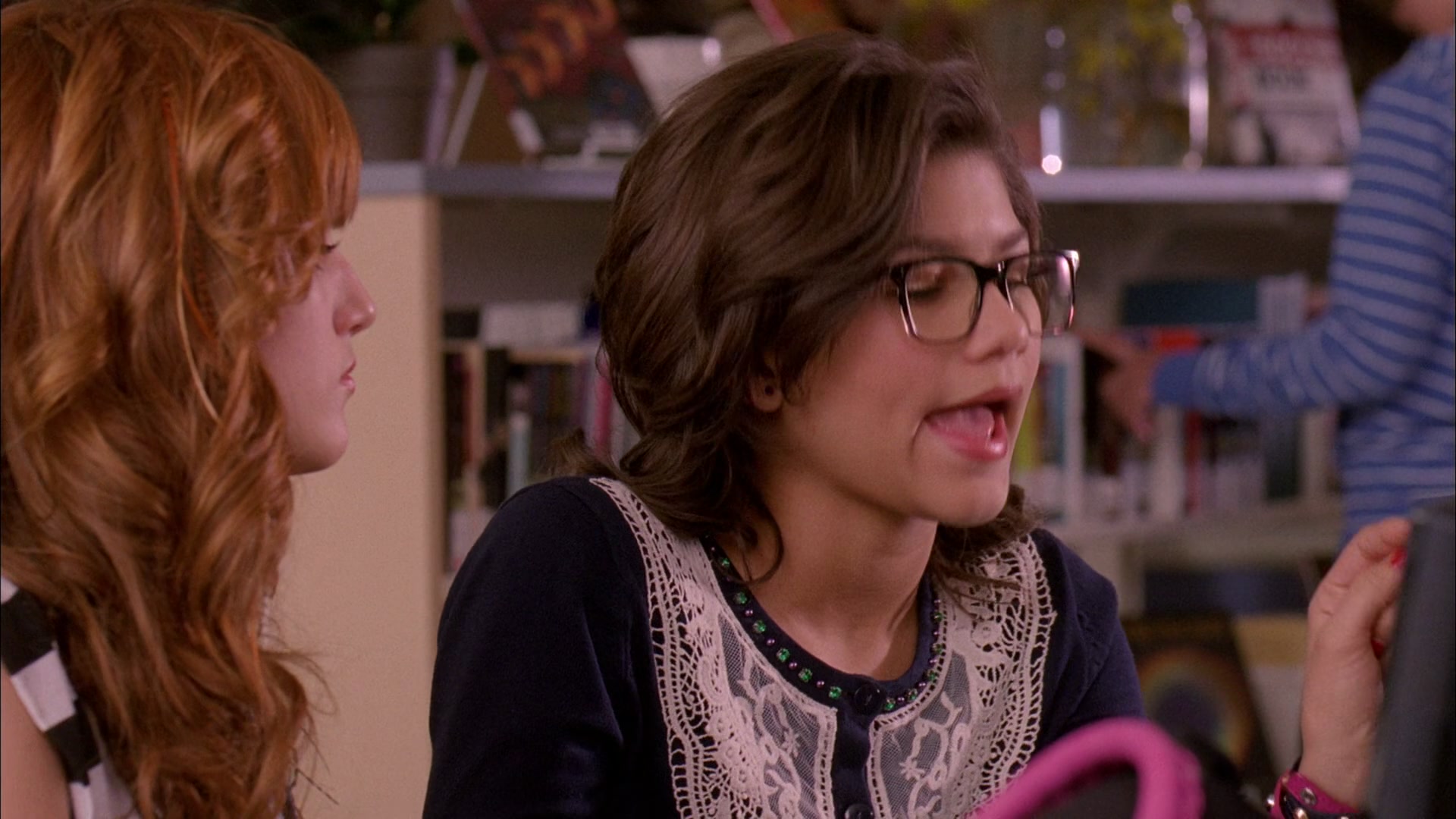 Frenemies_2012_1080p_BTD_004391.jpg
