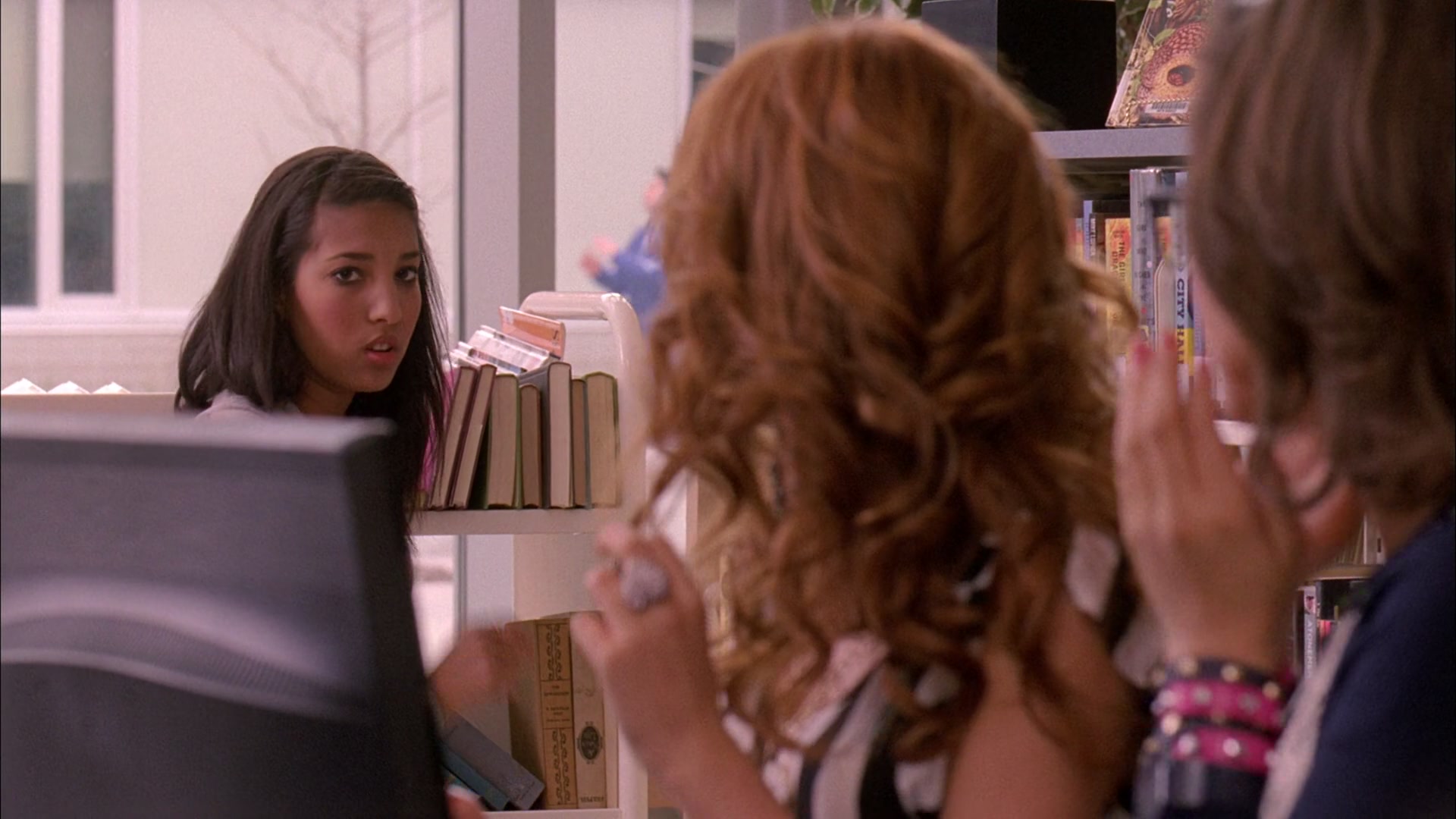 Frenemies_2012_1080p_BTD_004611.jpg