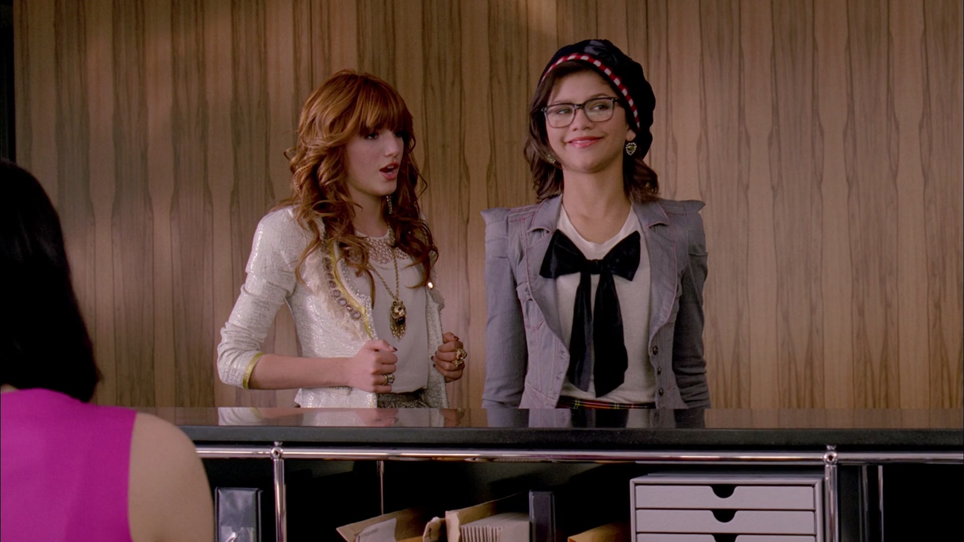 Frenemies_2012_1080p_BTD_004859.jpg