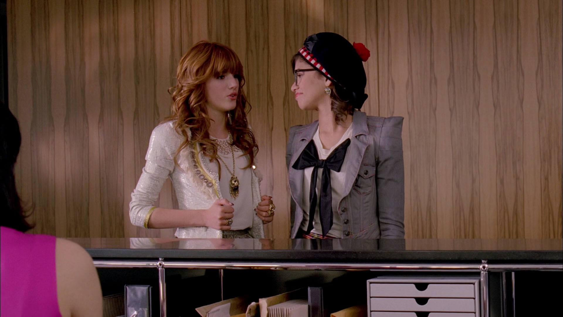 Frenemies_2012_1080p_BTD_004862.jpg Frenemies_2012_1080p_BTD_004862.jpg
