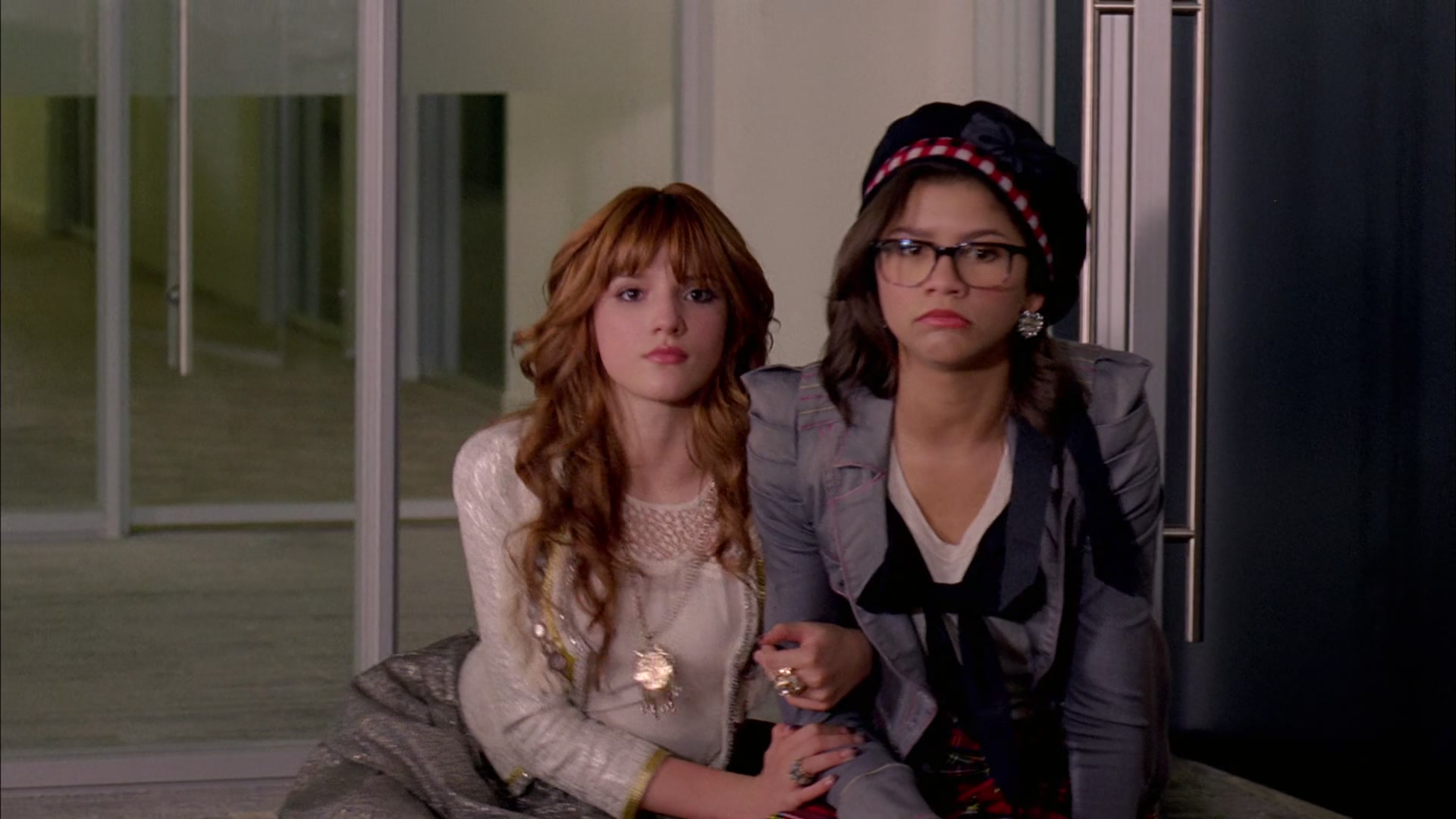 Frenemies_2012_1080p_BTD_004912.jpg Frenemies_2012_1080p_BTD_004912.jpg