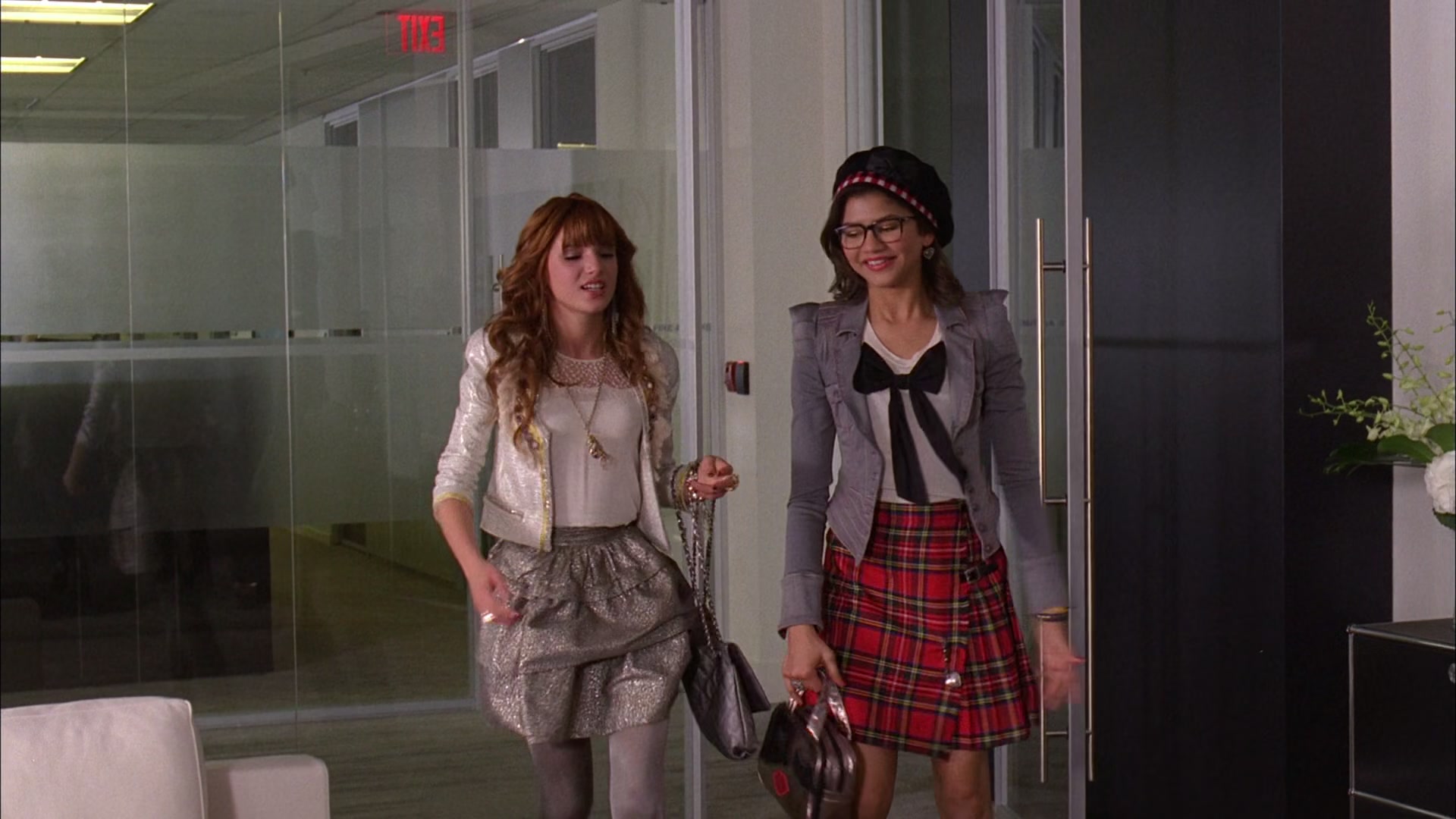 Frenemies_2012_1080p_BTD_004929.jpg