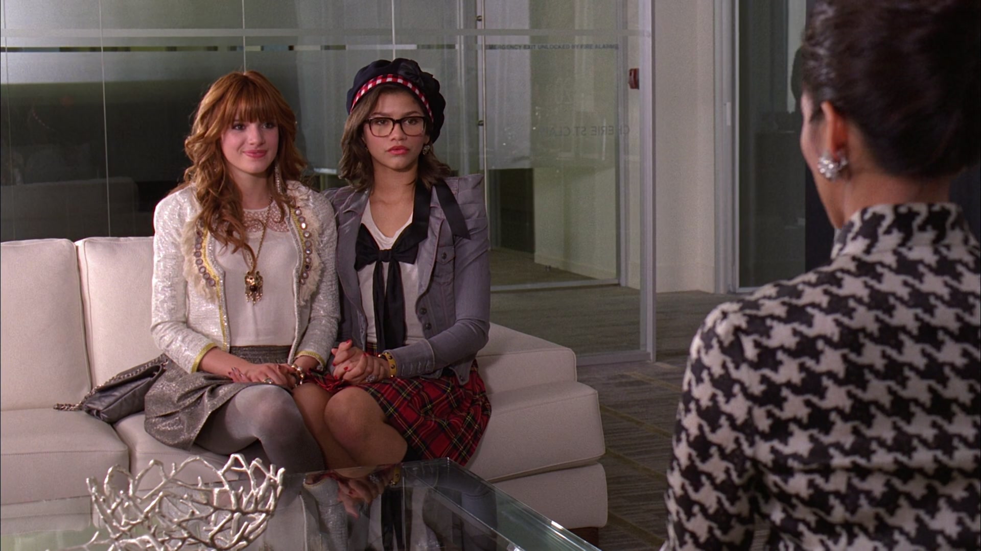 Frenemies_2012_1080p_BTD_004946.jpg