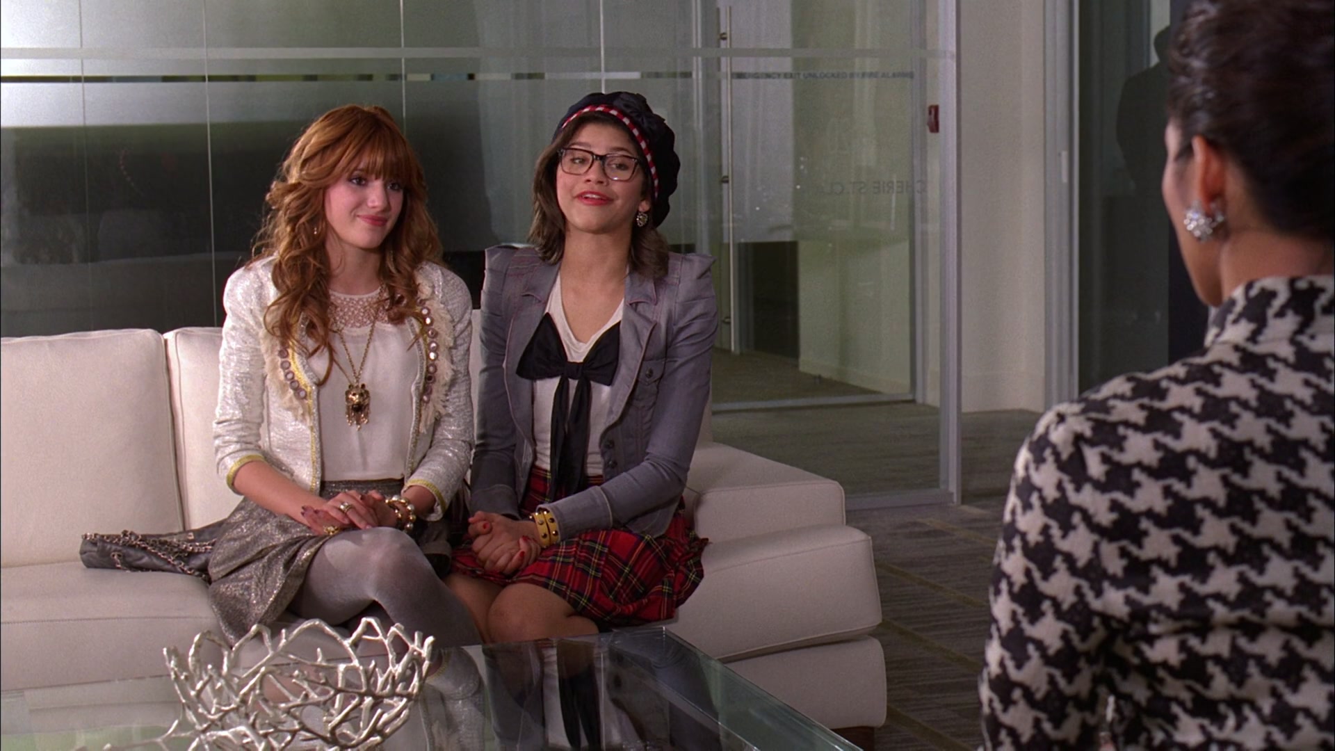 Frenemies_2012_1080p_BTD_004964.jpg