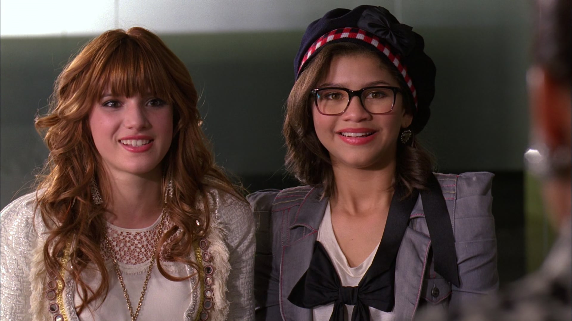 Frenemies_2012_1080p_BTD_005011.jpg