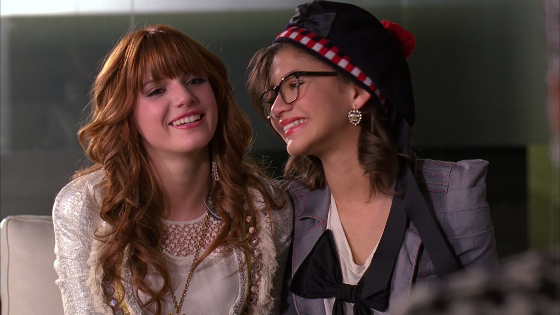 Frenemies_2012_1080p_BTD_005165.jpg