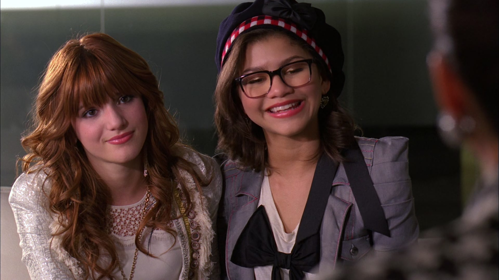 Frenemies_2012_1080p_BTD_005287.jpg