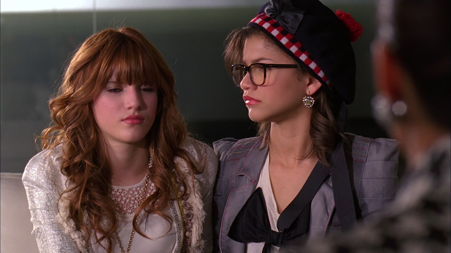 Frenemies_2012_1080p_BTD_005299.jpg