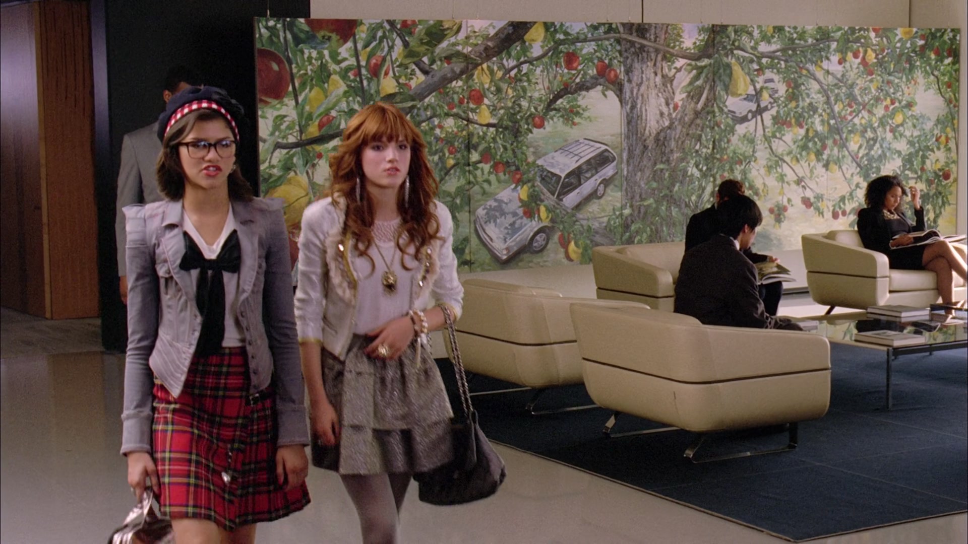 Frenemies_2012_1080p_BTD_005395.jpg