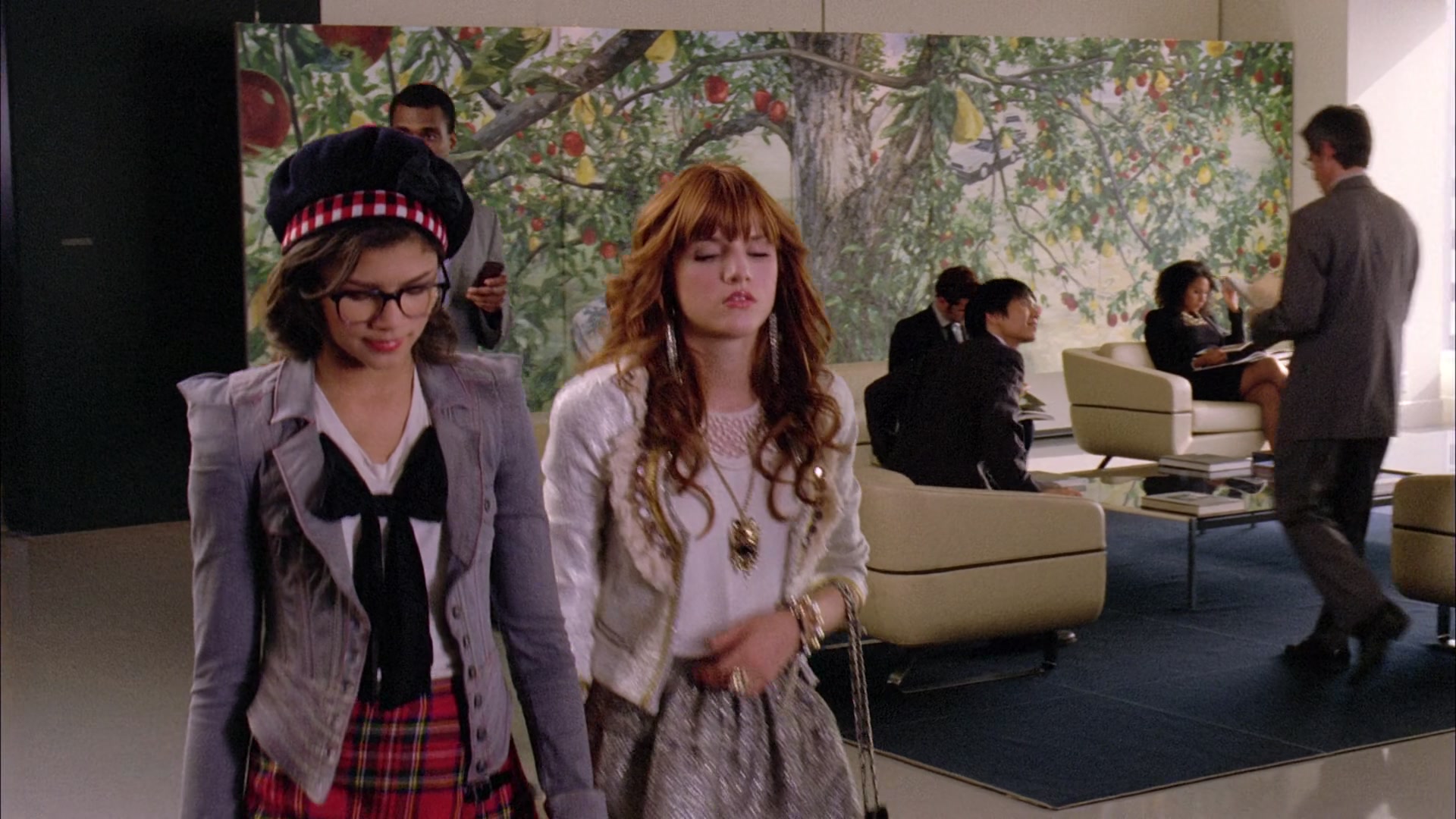 Frenemies_2012_1080p_BTD_005398.jpg