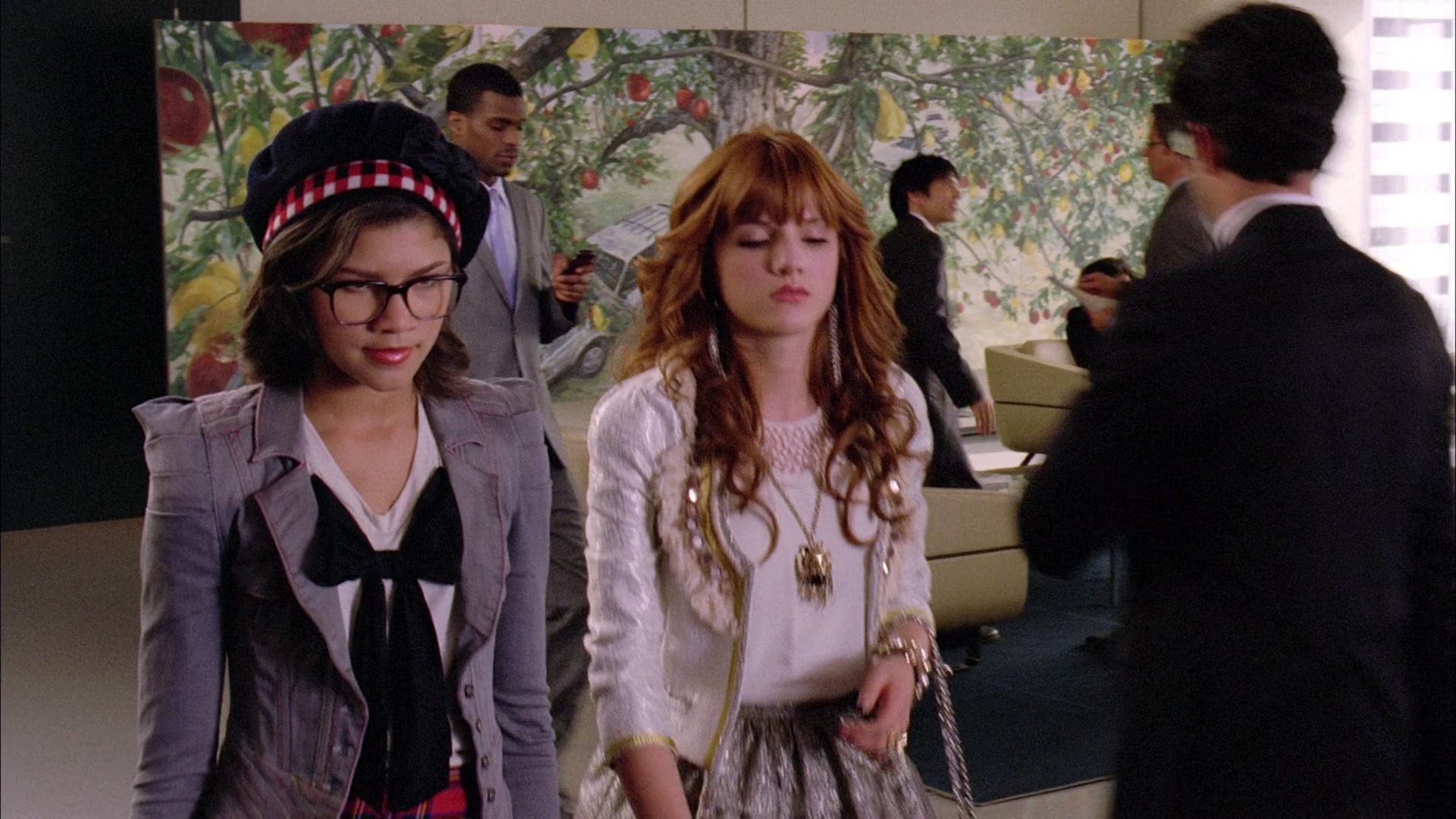 Frenemies_2012_1080p_BTD_005399.jpg
