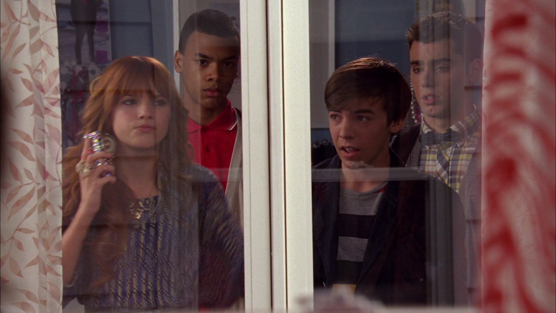 Frenemies_2012_1080p_BTD_006552.jpg Frenemies_2012_1080p_BTD_006552.jpg
