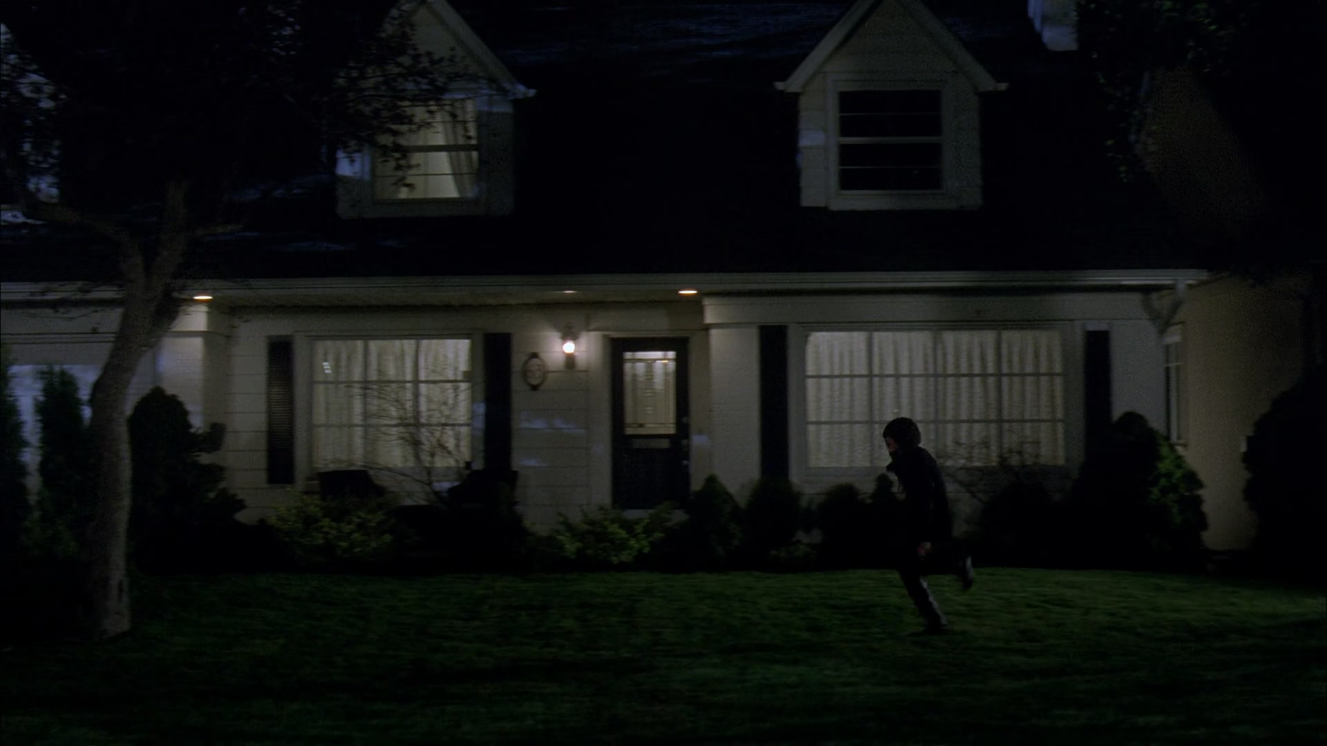 Frenemies_2012_1080p_BTD_006576.jpg Frenemies_2012_1080p_BTD_006576.jpg