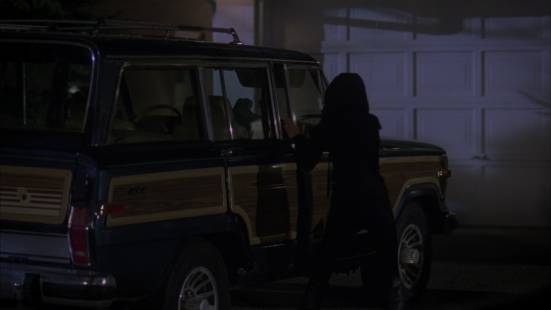Frenemies_2012_1080p_BTD_006585.jpg