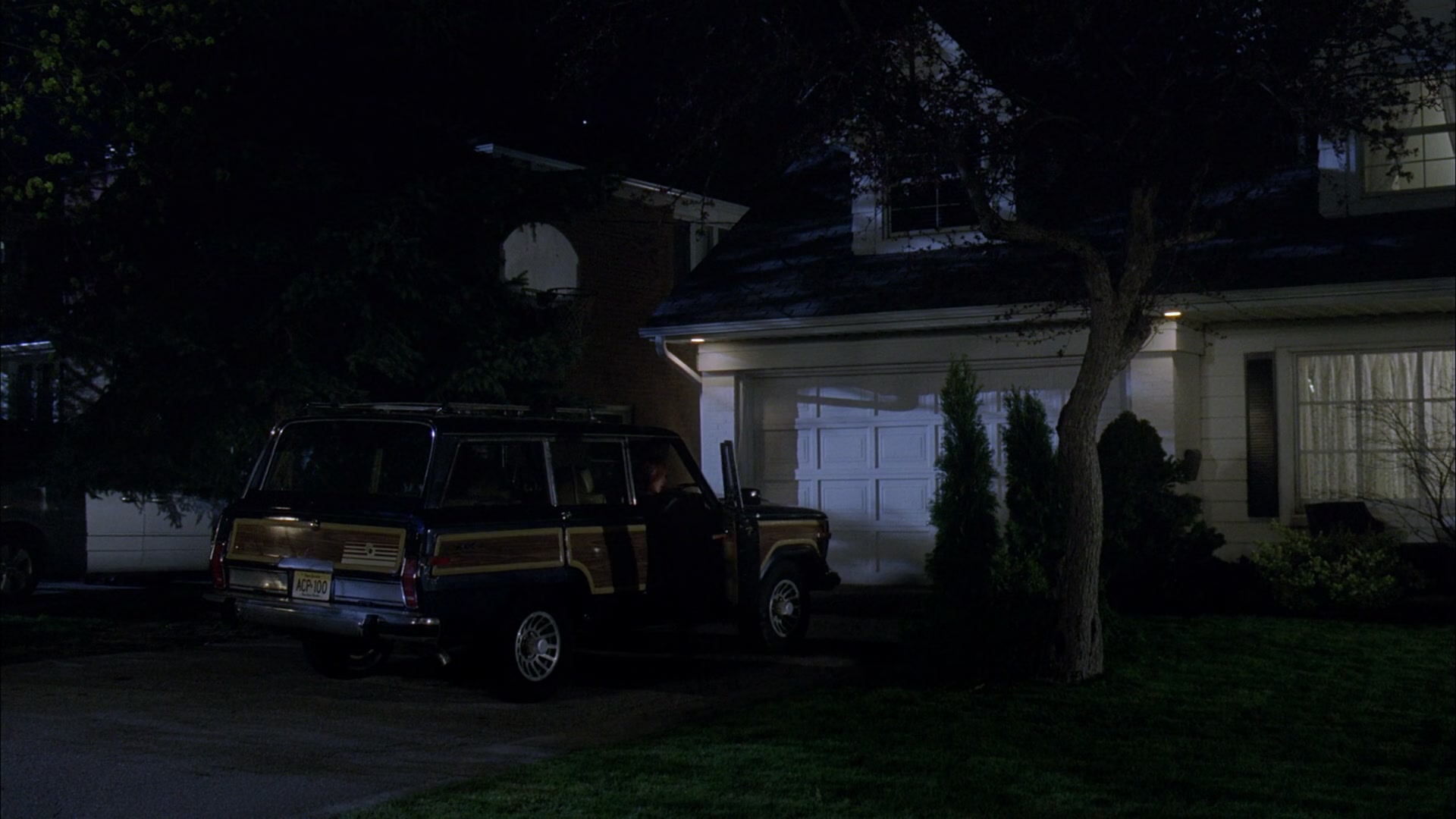 Frenemies_2012_1080p_BTD_006640.jpg