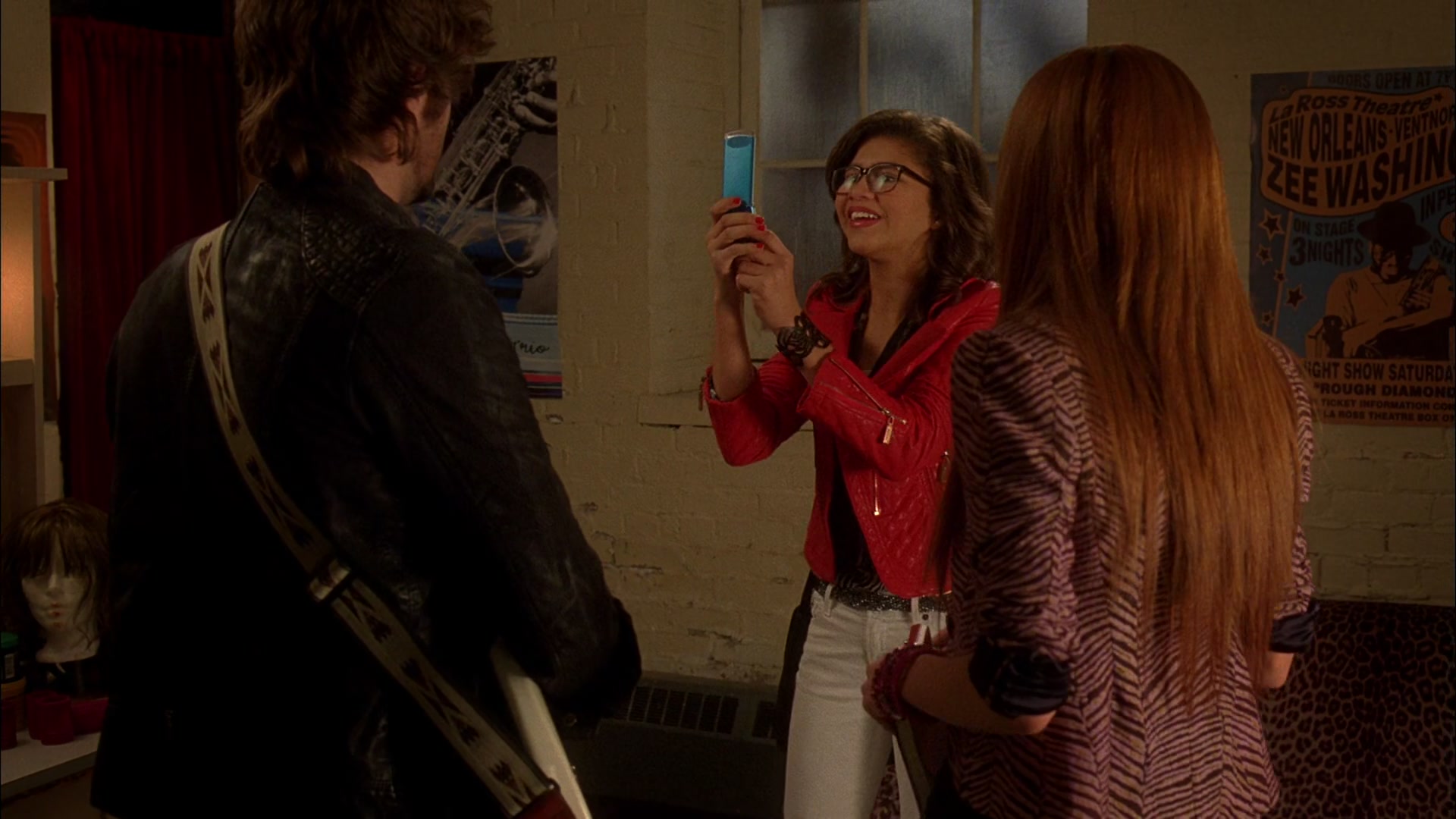 Frenemies_2012_1080p_BTD_007108.jpg Frenemies_2012_1080p_BTD_007108.jpg