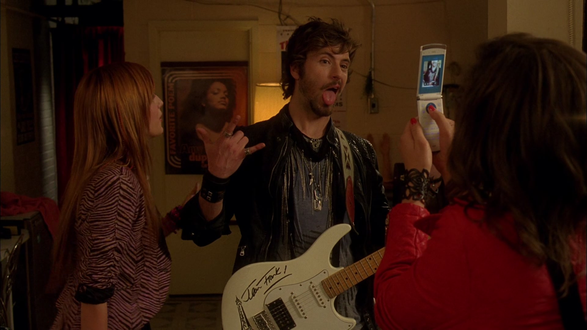 Frenemies_2012_1080p_BTD_007111.jpg Frenemies_2012_1080p_BTD_007111.jpg