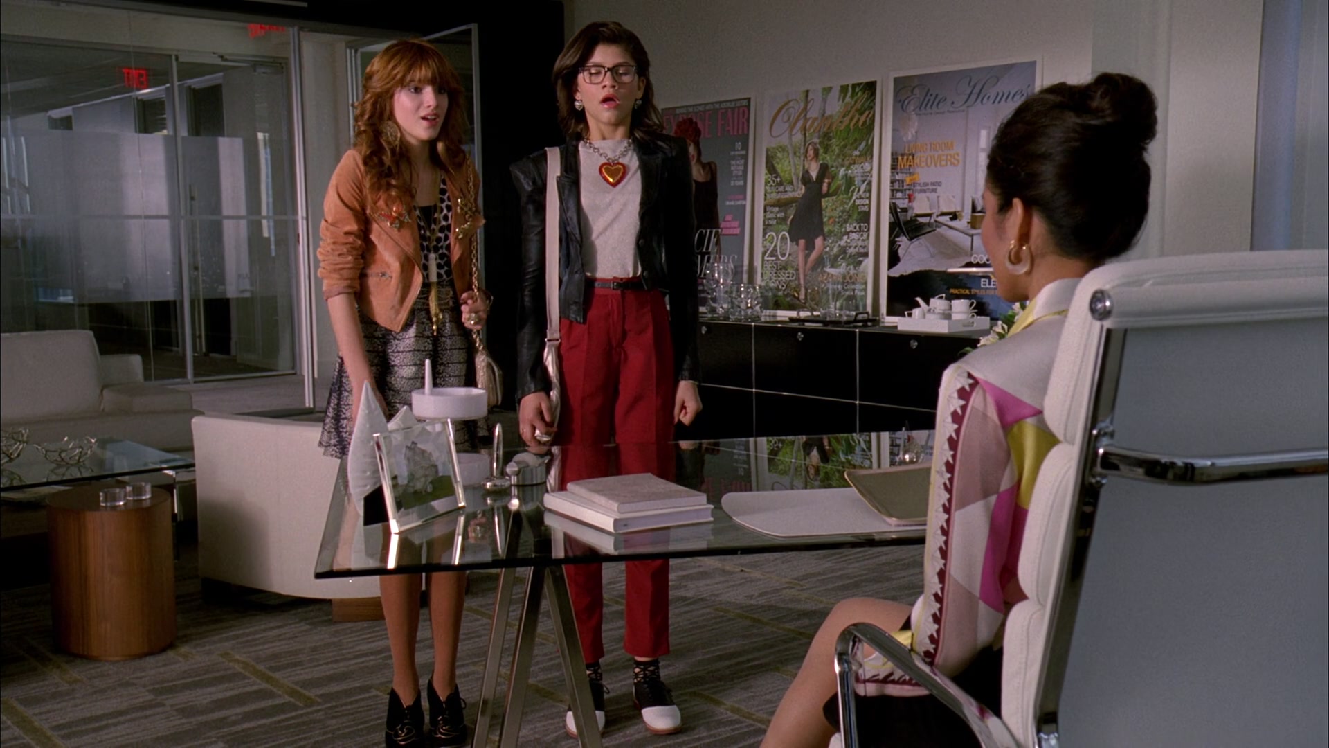 Frenemies_2012_1080p_BTD_007454.jpg Frenemies_2012_1080p_BTD_007454.jpg