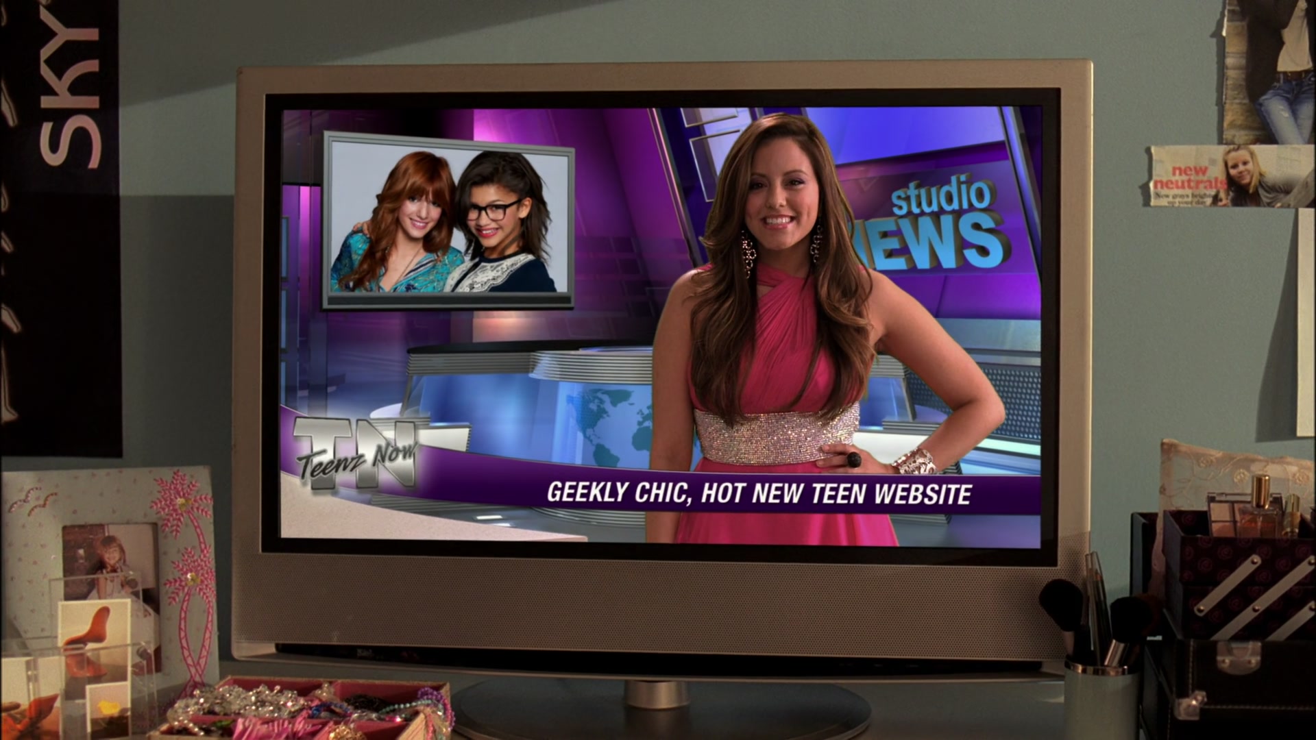 Frenemies_2012_1080p_BTD_007944.jpg