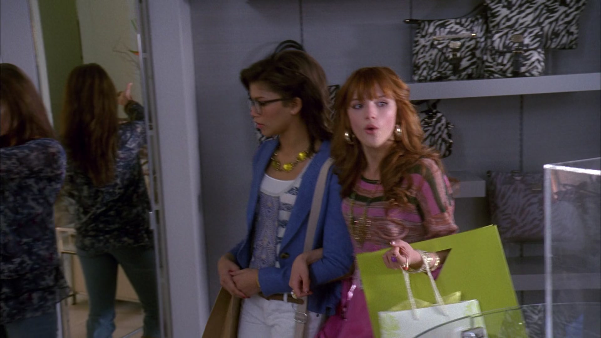 Frenemies_2012_1080p_BTD_008617.jpg