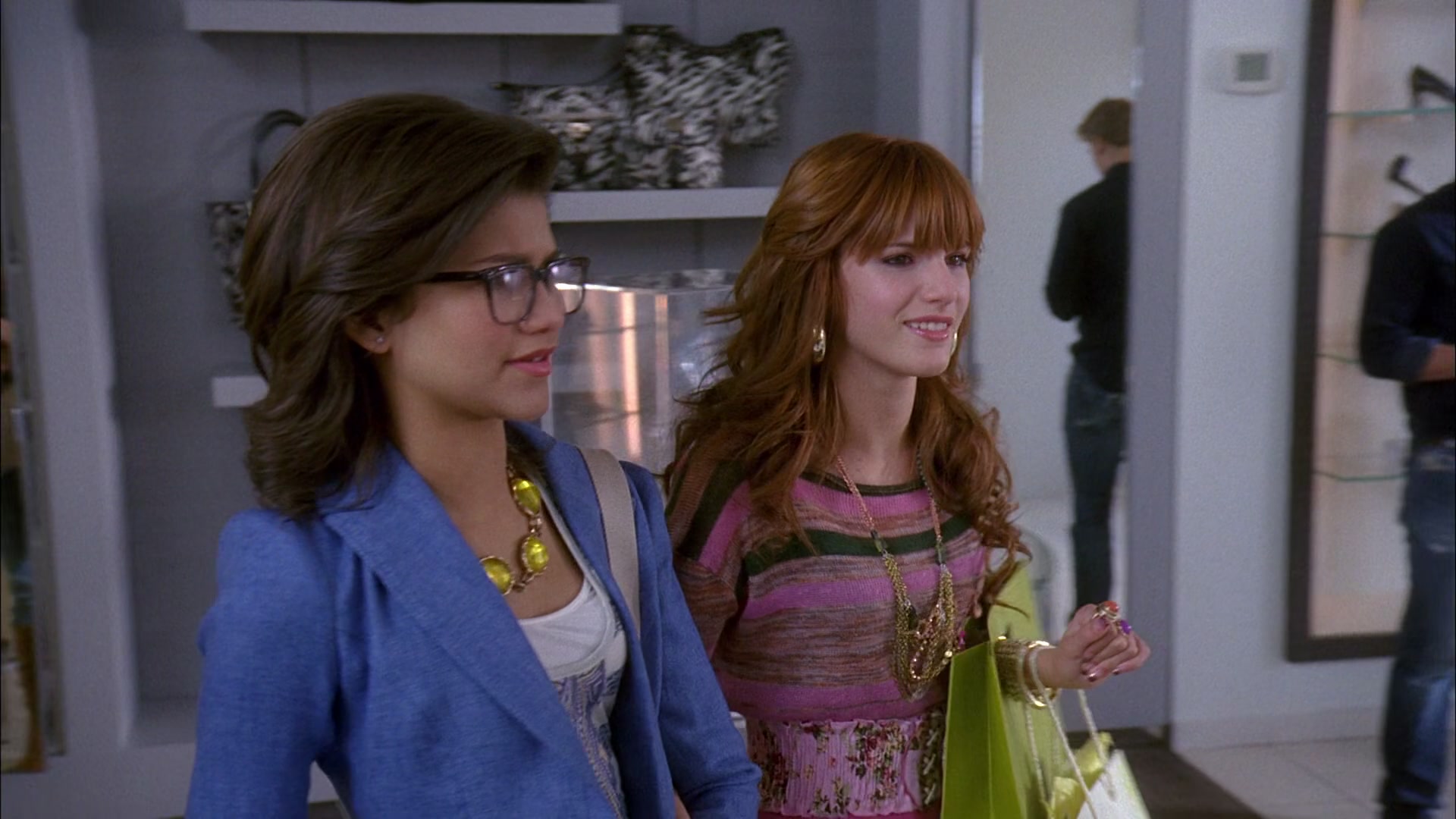 Frenemies_2012_1080p_BTD_008627.jpg