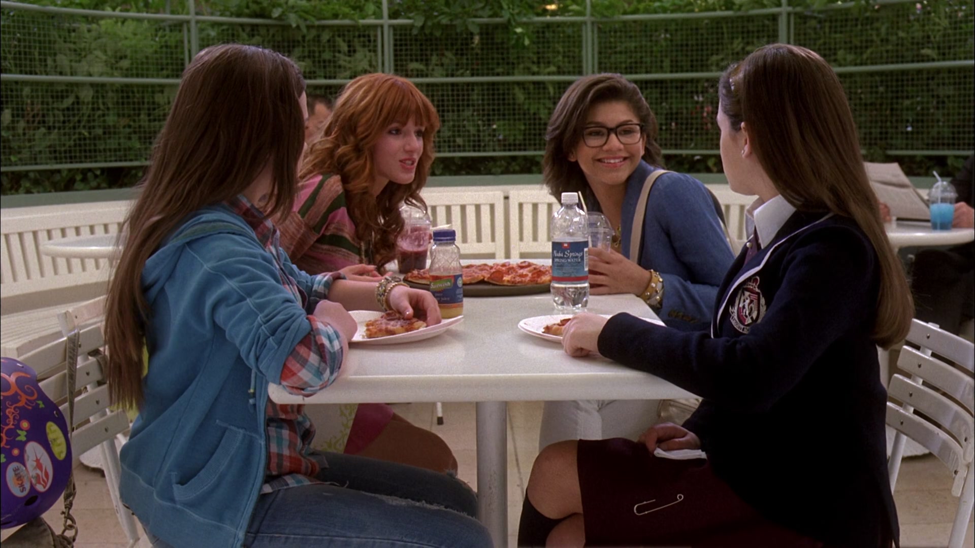 Frenemies_2012_1080p_BTD_009029.jpg
