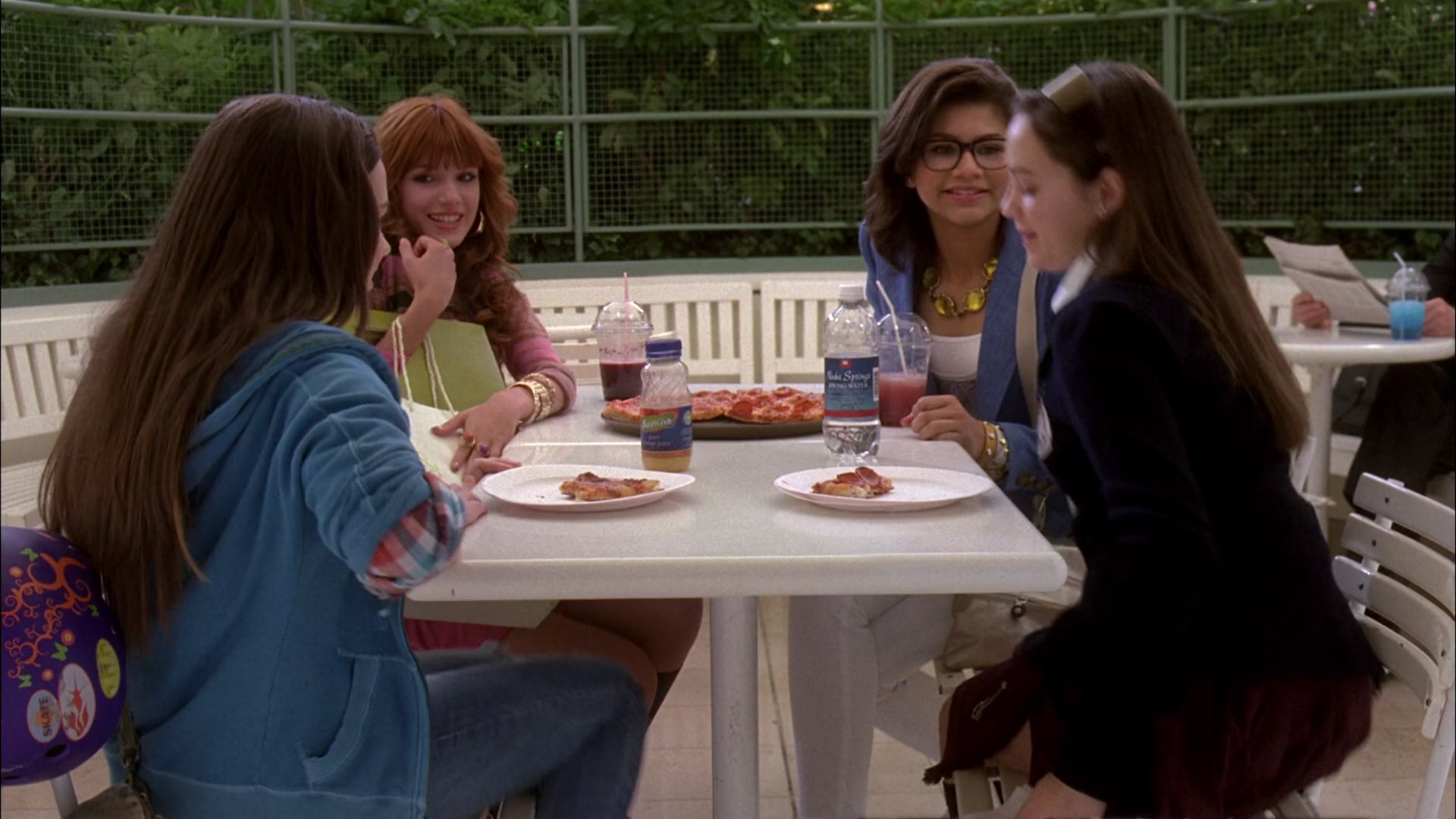 Frenemies_2012_1080p_BTD_009127.jpg Frenemies_2012_1080p_BTD_009127.jpg