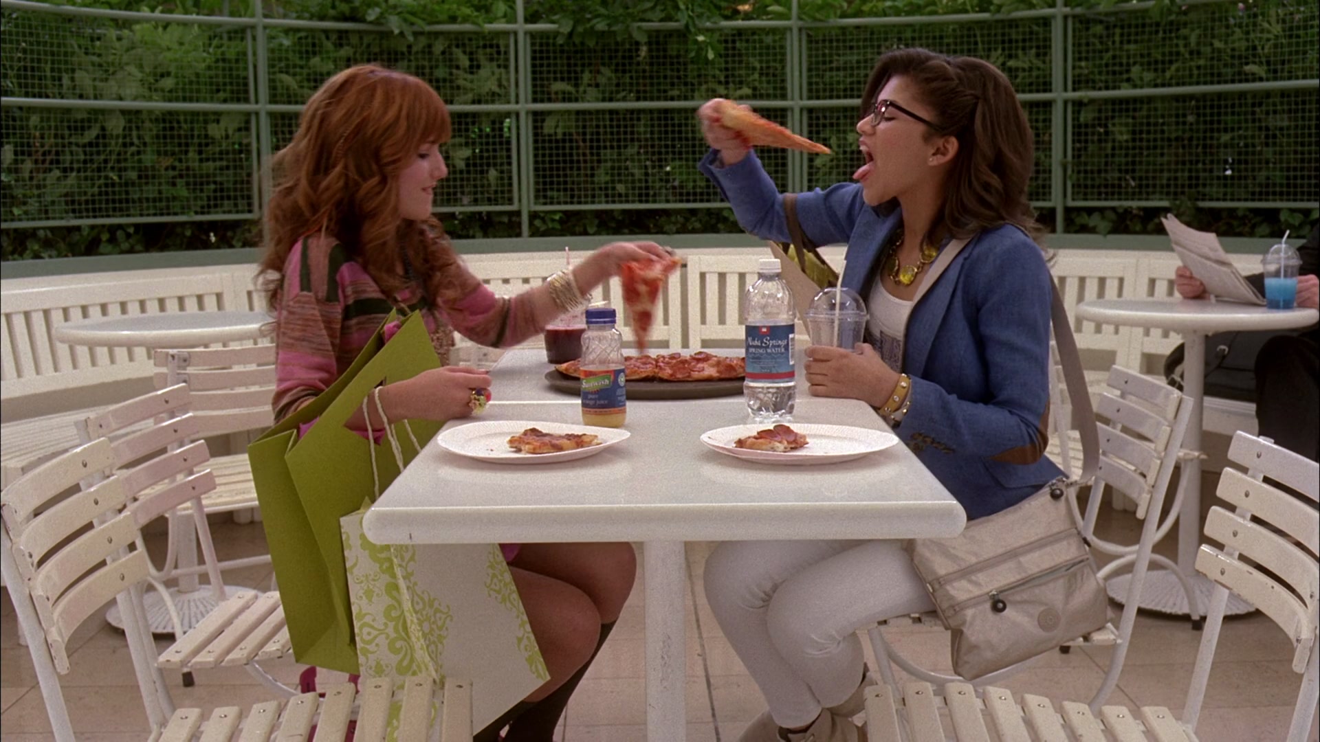 Frenemies_2012_1080p_BTD_009151.jpg