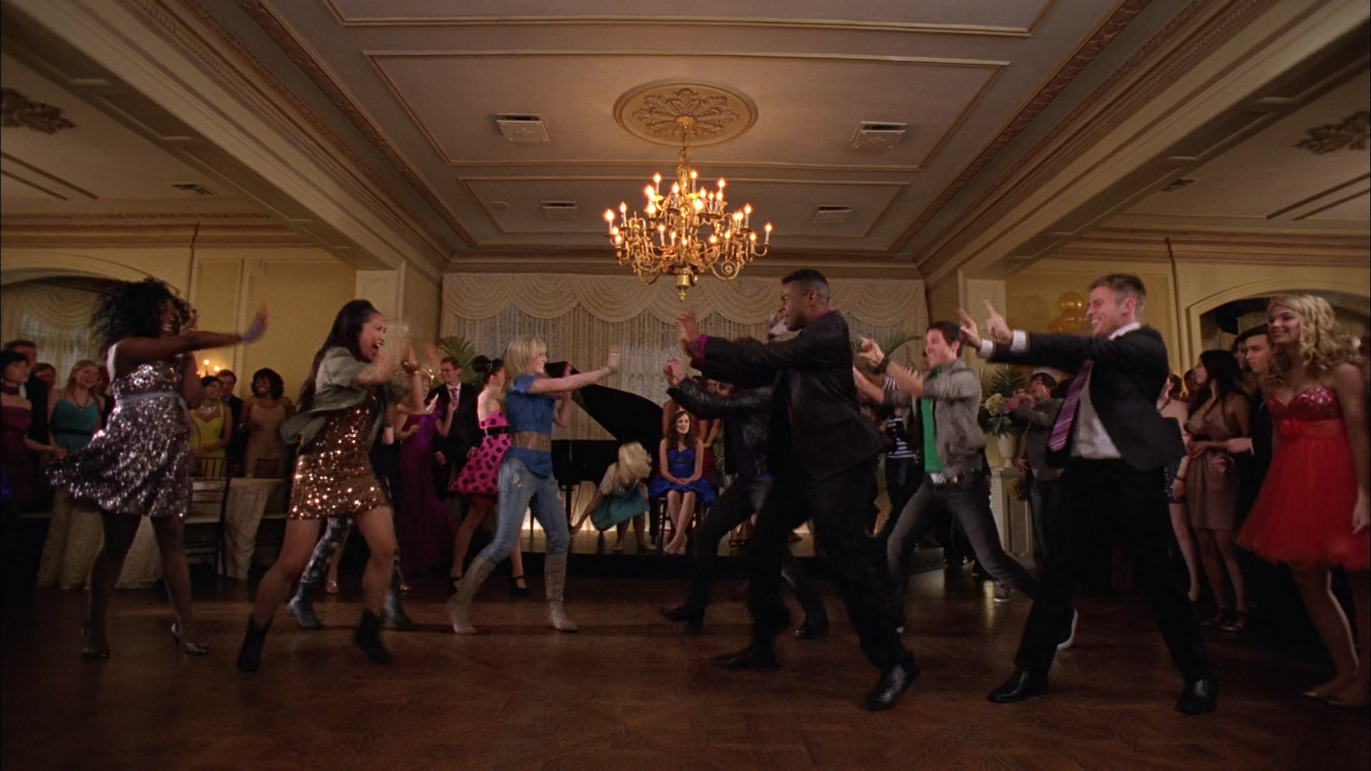 Frenemies_2012_1080p_BTD_011776.jpg Frenemies_2012_1080p_BTD_011776.jpg