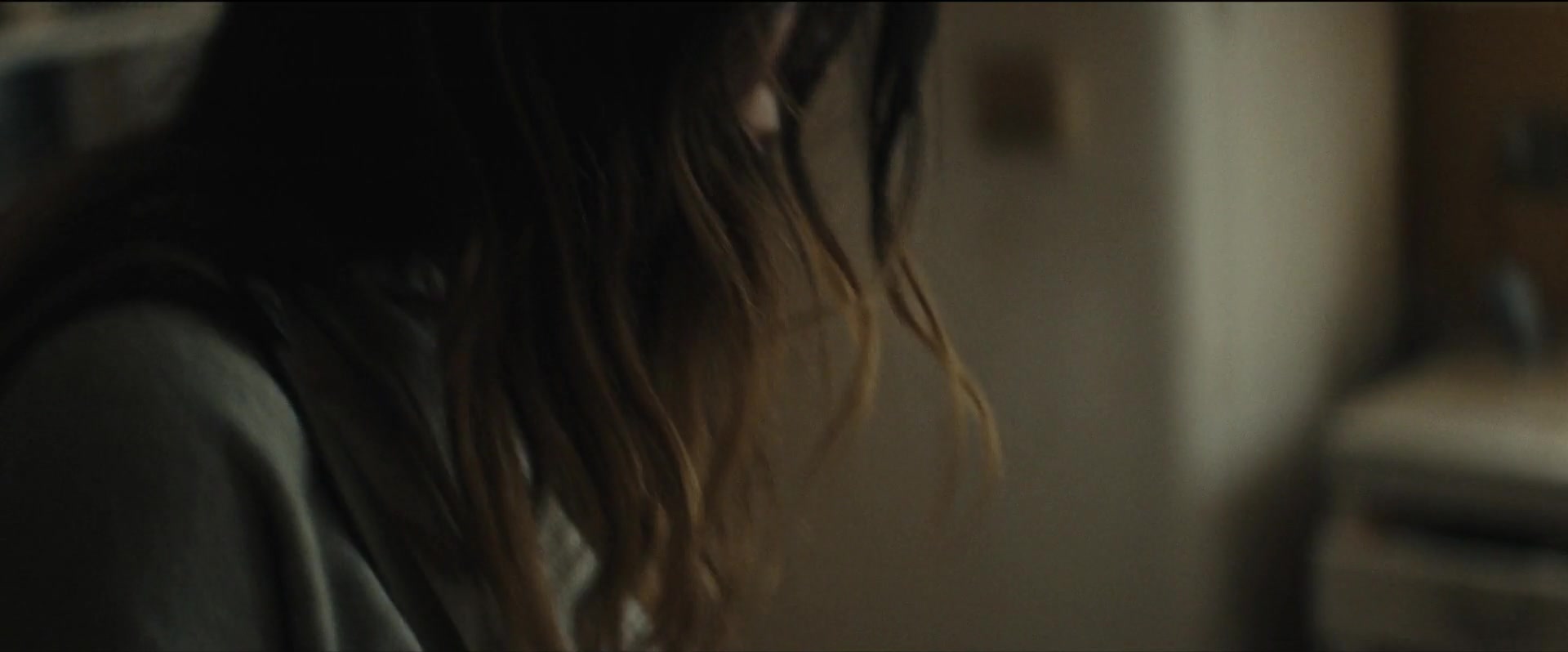 Girl_2020_1080p_BTD_001743.jpg