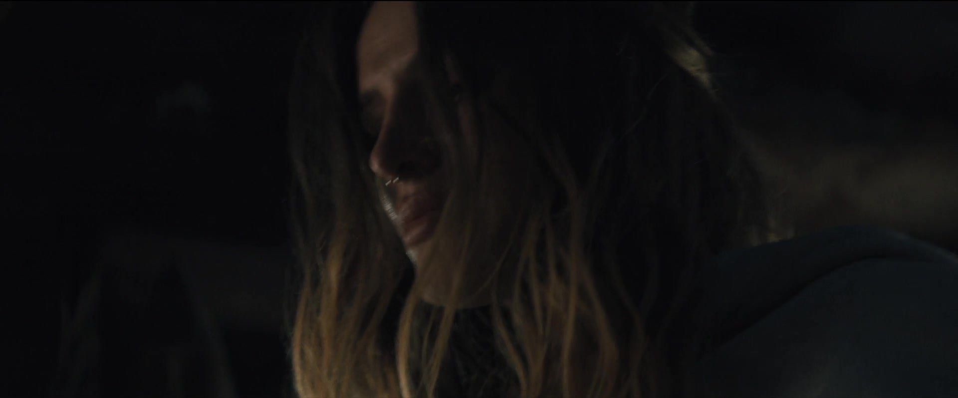 Girl_2020_1080p_BTD_002176.jpg