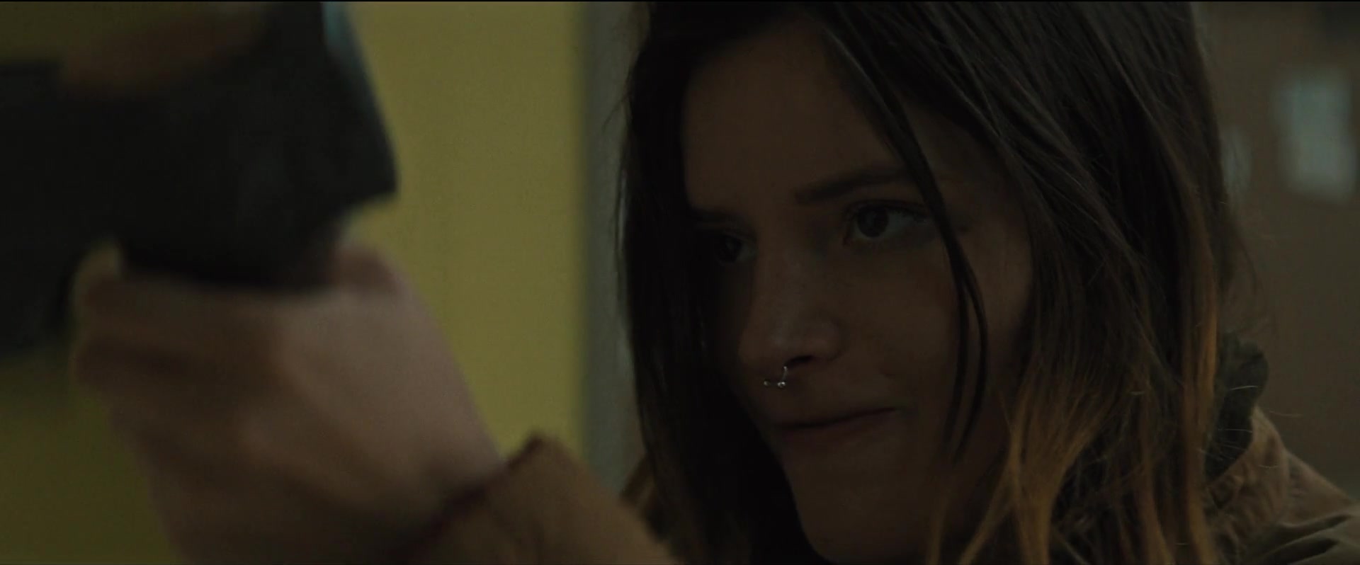 Girl_2020_1080p_BTD_004086.jpg