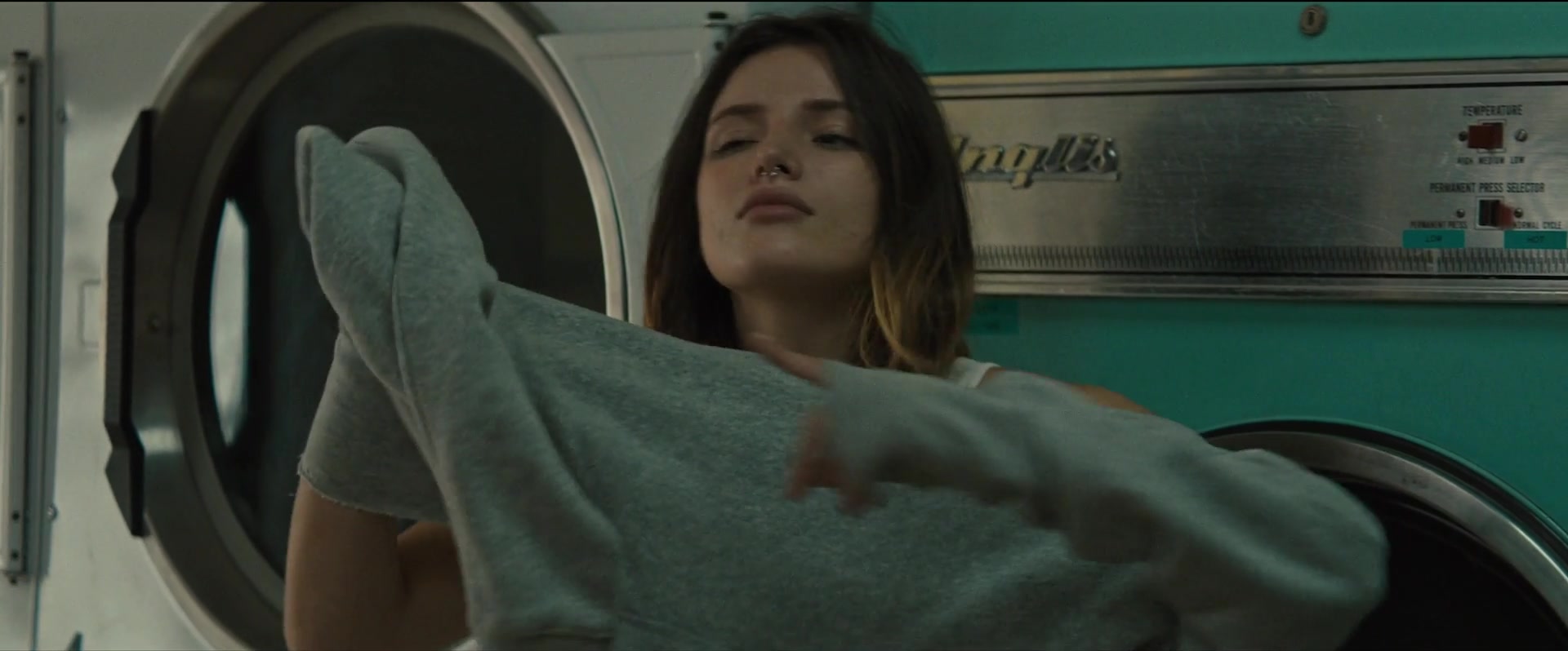 Girl_2020_1080p_BTD_004325.jpg