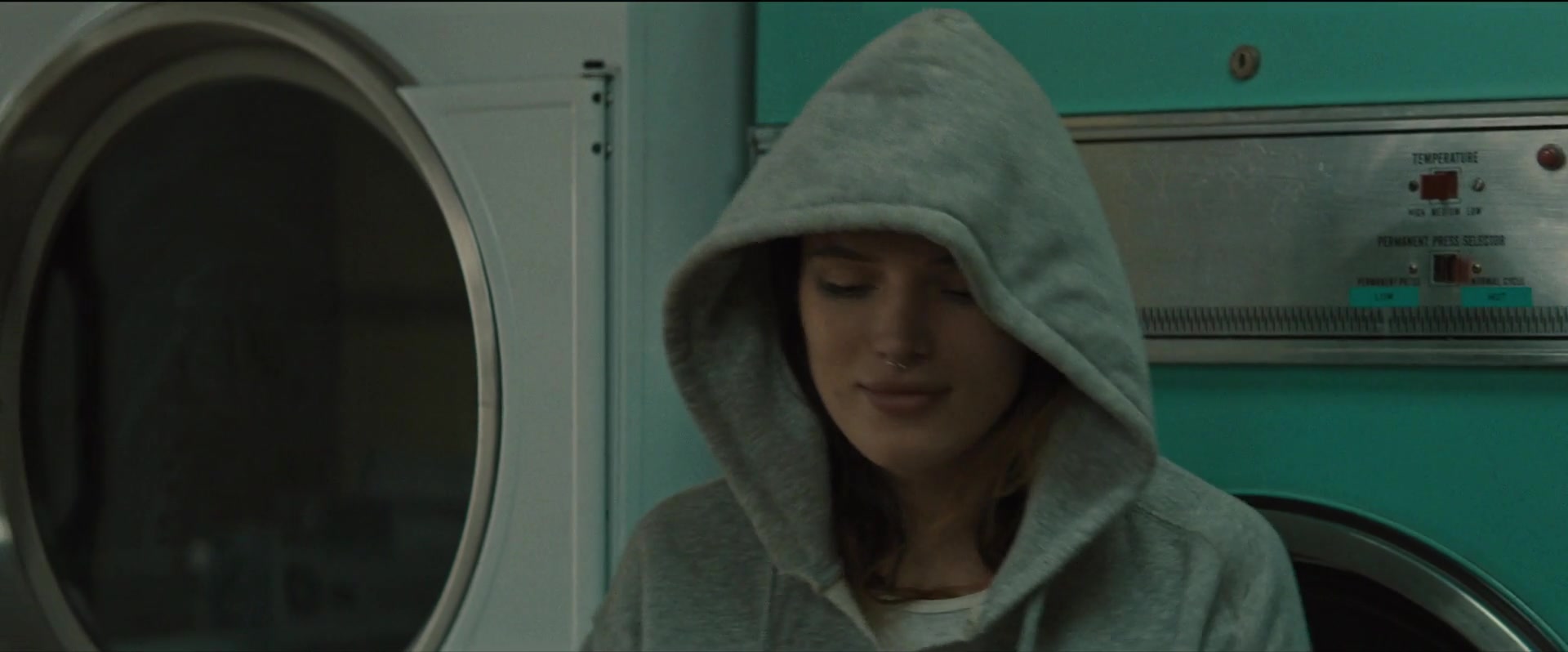 Girl_2020_1080p_BTD_004352.jpg