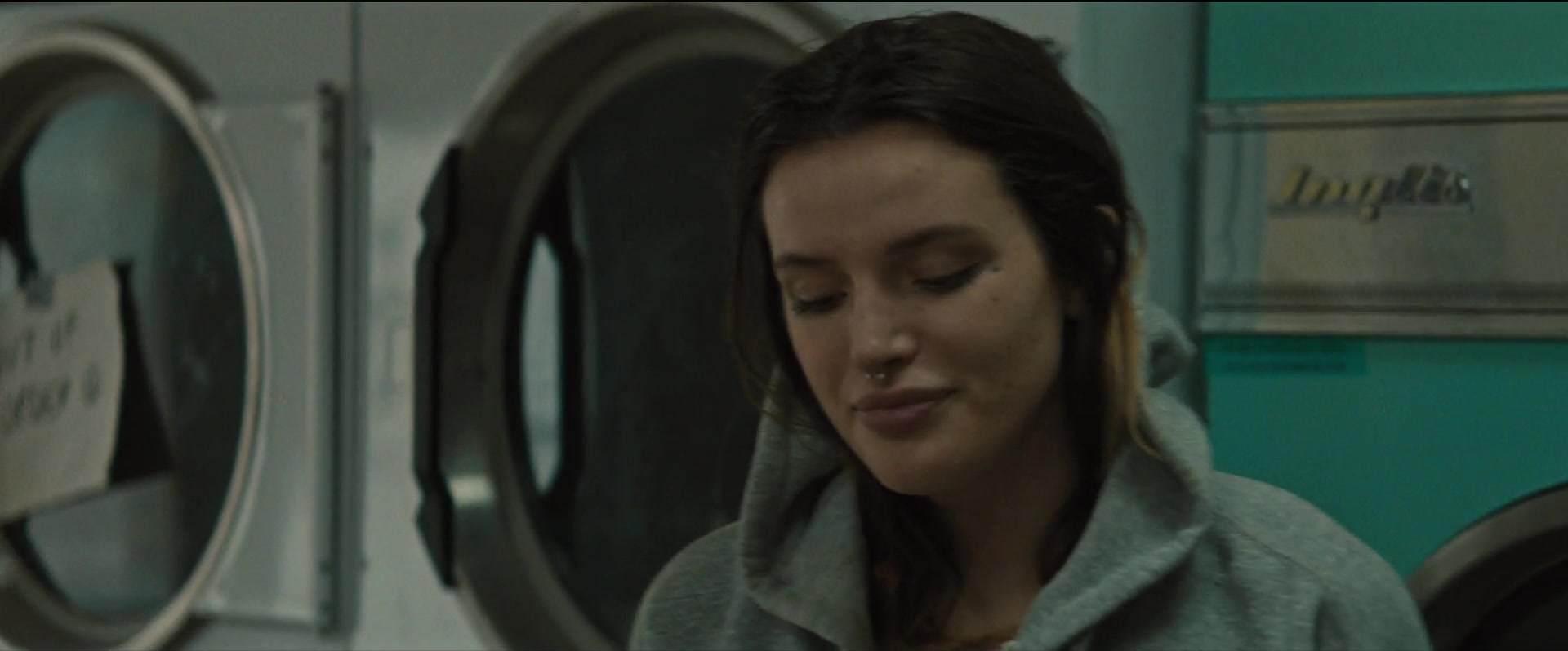 Girl_2020_1080p_BTD_004357.jpg Girl_2020_1080p_BTD_004357.jpg