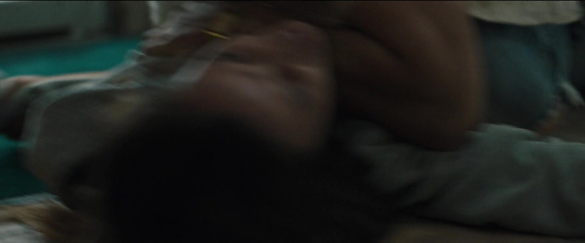 Girl_2020_1080p_BTD_004552.jpg