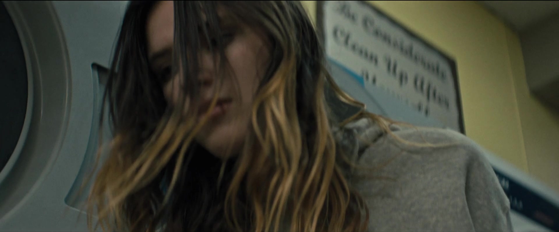 Girl_2020_1080p_BTD_004684.jpg