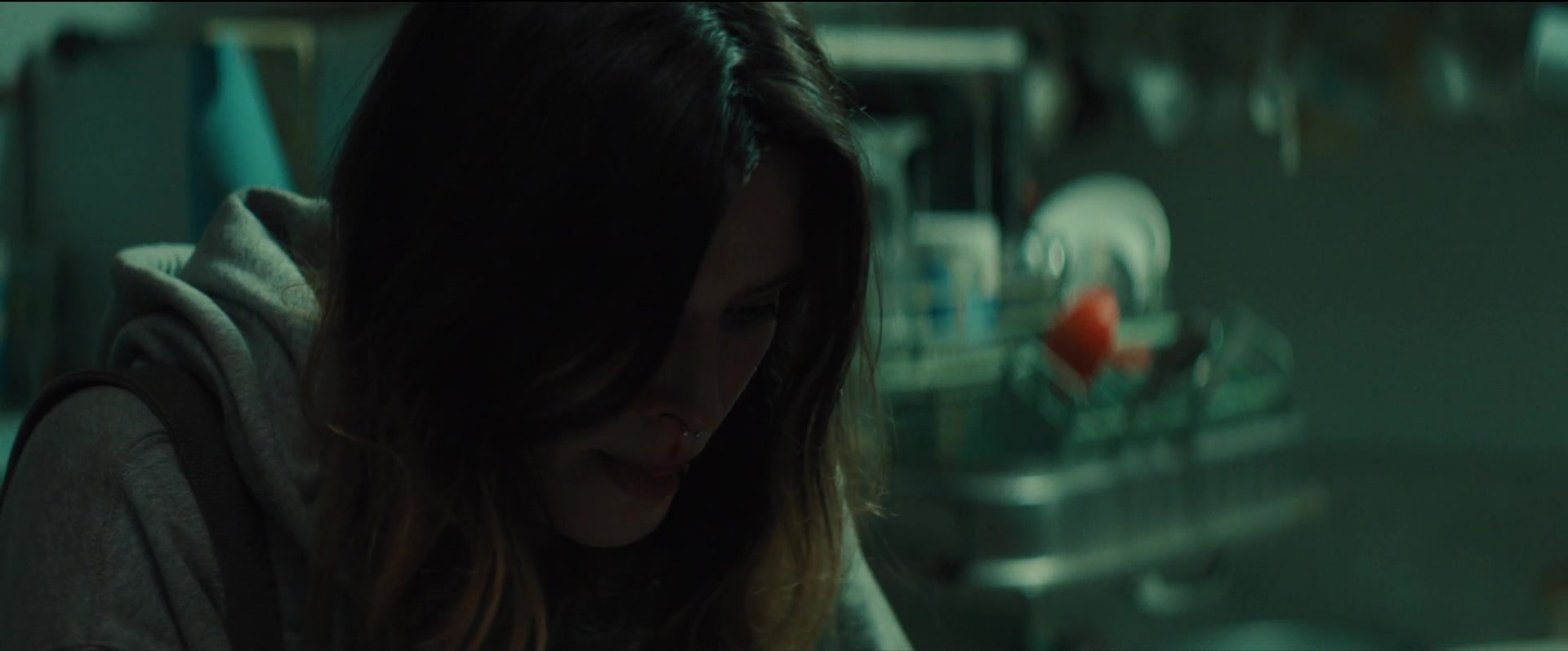 Girl_2020_1080p_BTD_006658.jpg