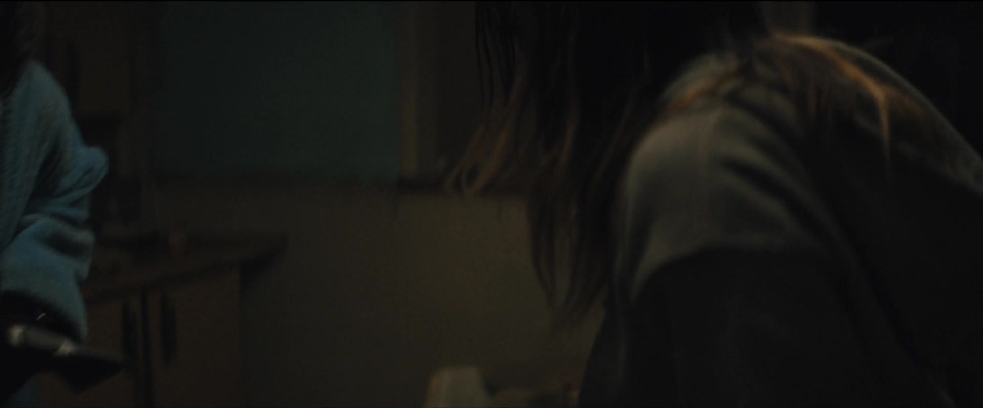 Girl_2020_1080p_BTD_007363.jpg