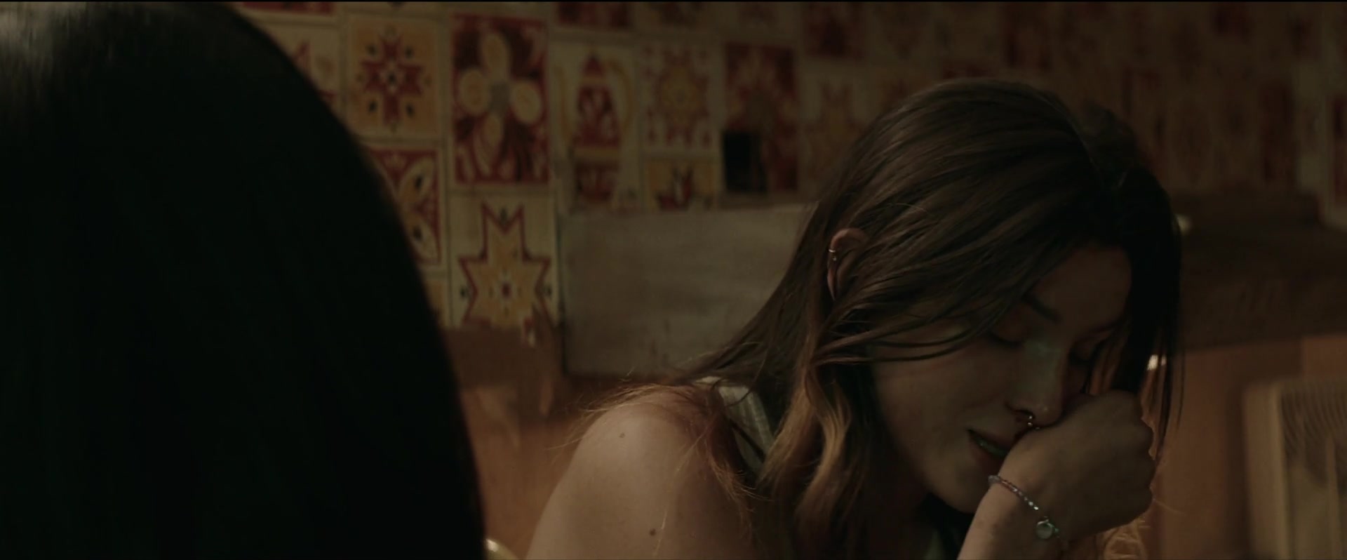 Girl_2020_1080p_BTD_008063.jpg