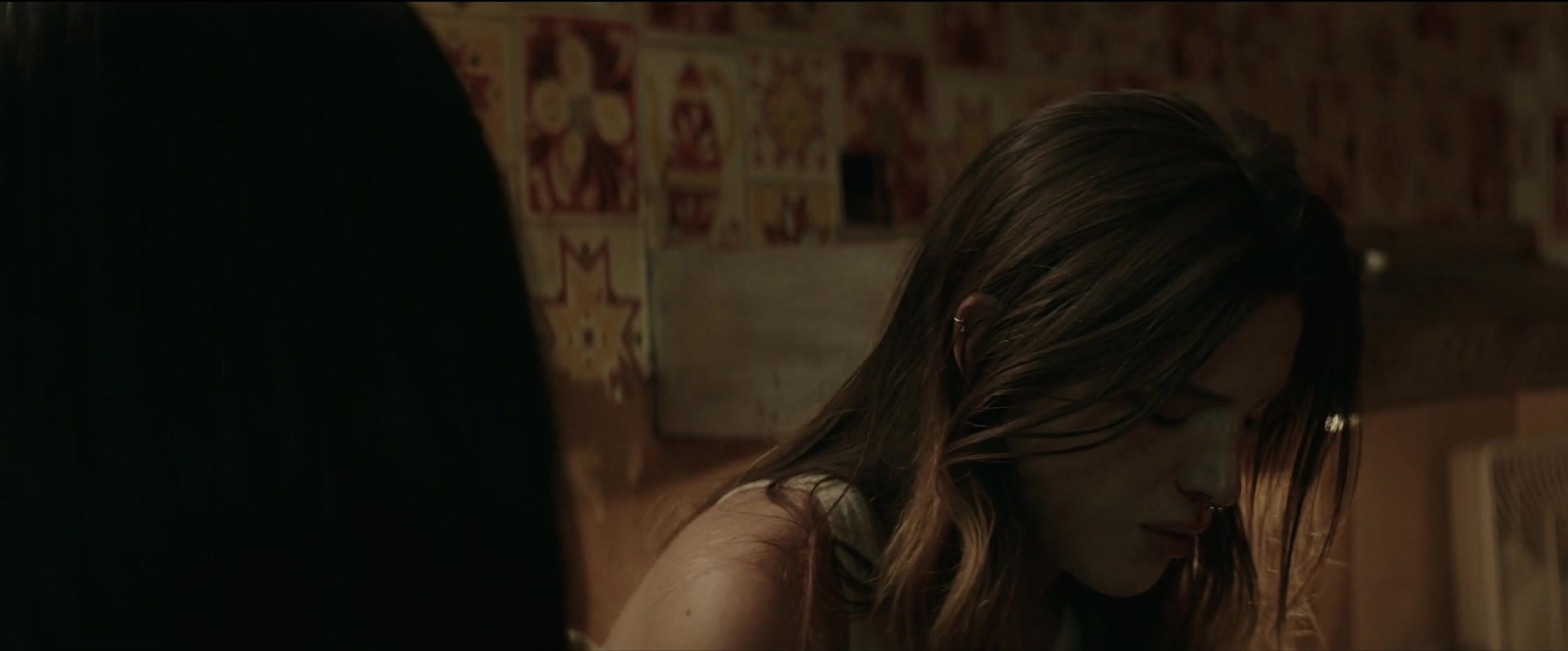 Girl_2020_1080p_BTD_008124.jpg Girl_2020_1080p_BTD_008124.jpg