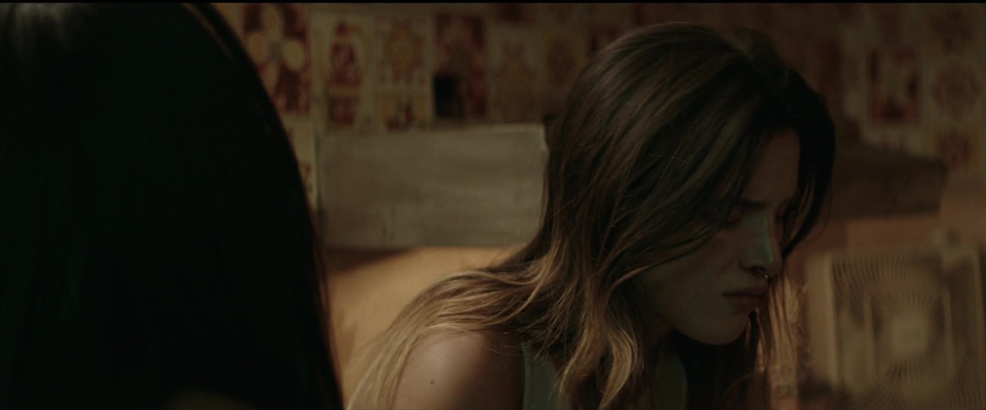 Girl_2020_1080p_BTD_008301.jpg