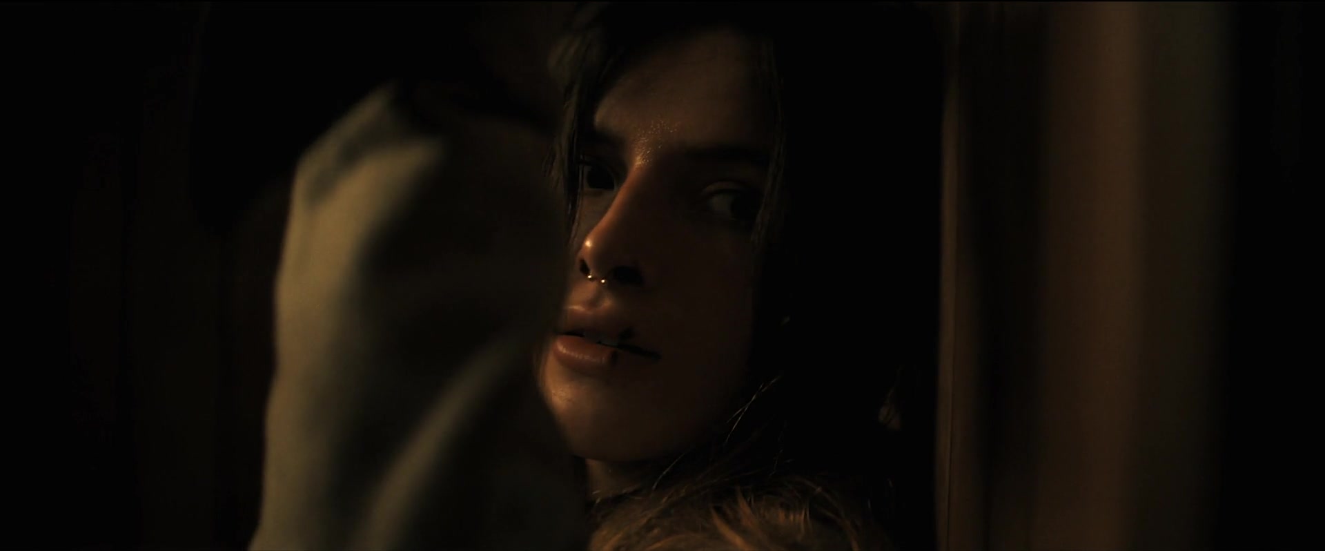 Girl_2020_1080p_BTD_009300.jpg